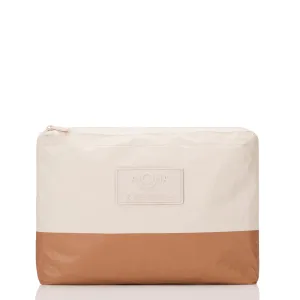 Aloha Mid Pouch Dipped Toffee On Sandstone