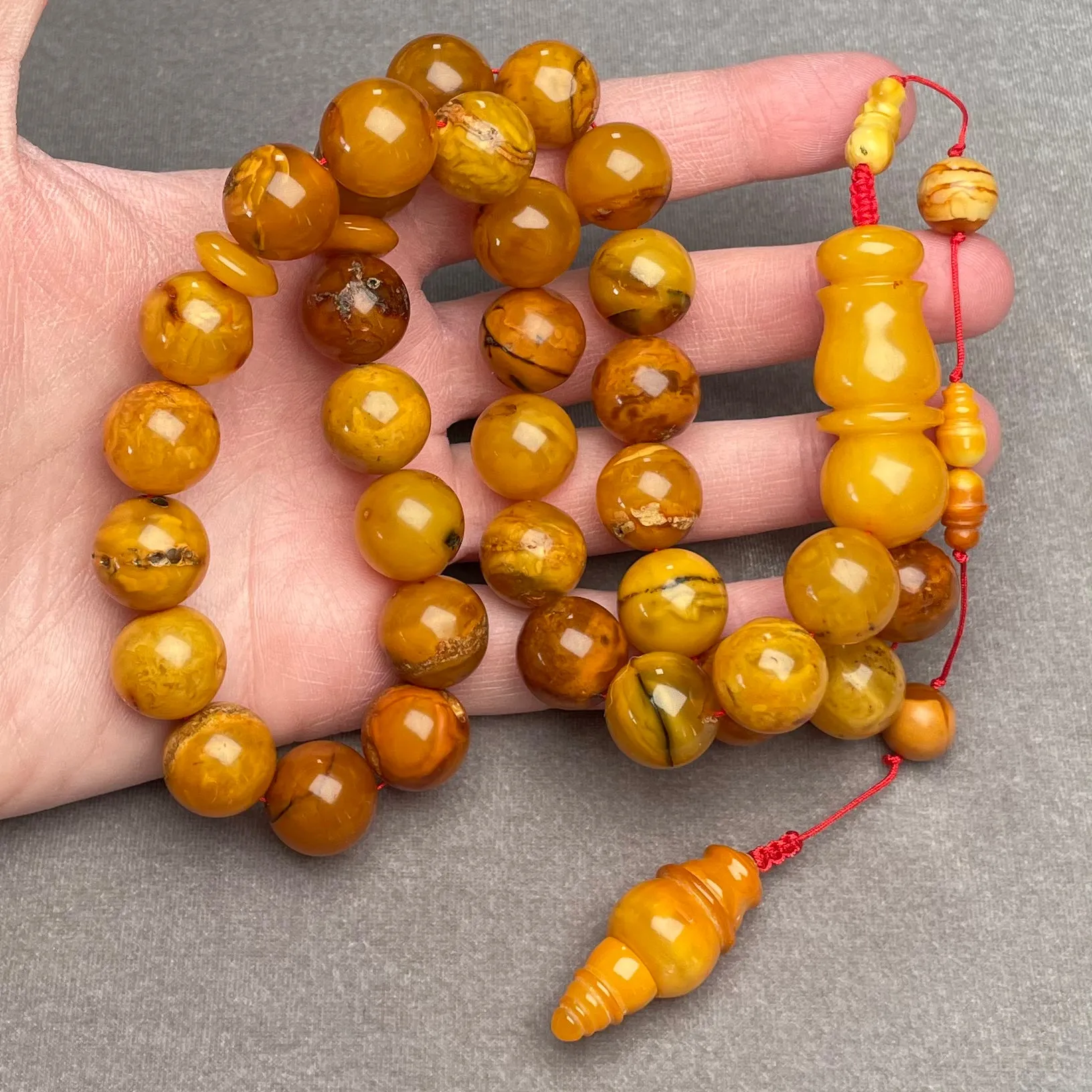 ANTIQUE AMBER MISBAHA 14,5mm 68,3g