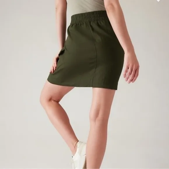 Athleta Voyager Linen Skirt Essential Cargo Pocket - Green - Size 8 - NWT