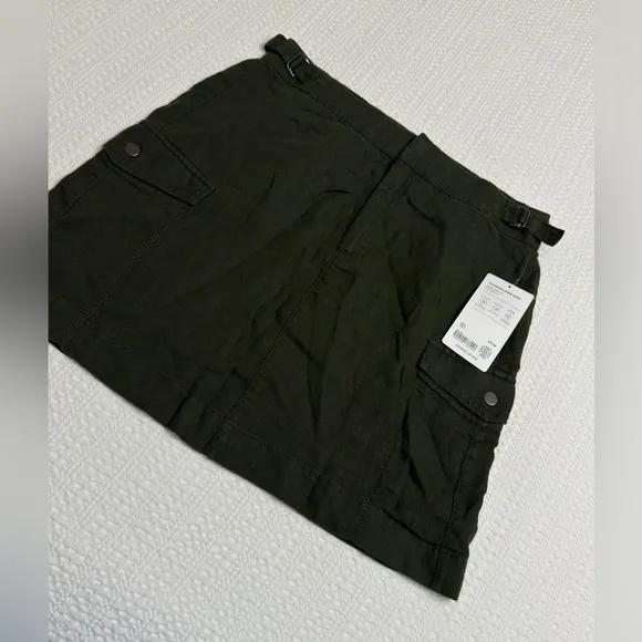 Athleta Voyager Linen Skirt Essential Cargo Pocket - Green - Size 8 - NWT