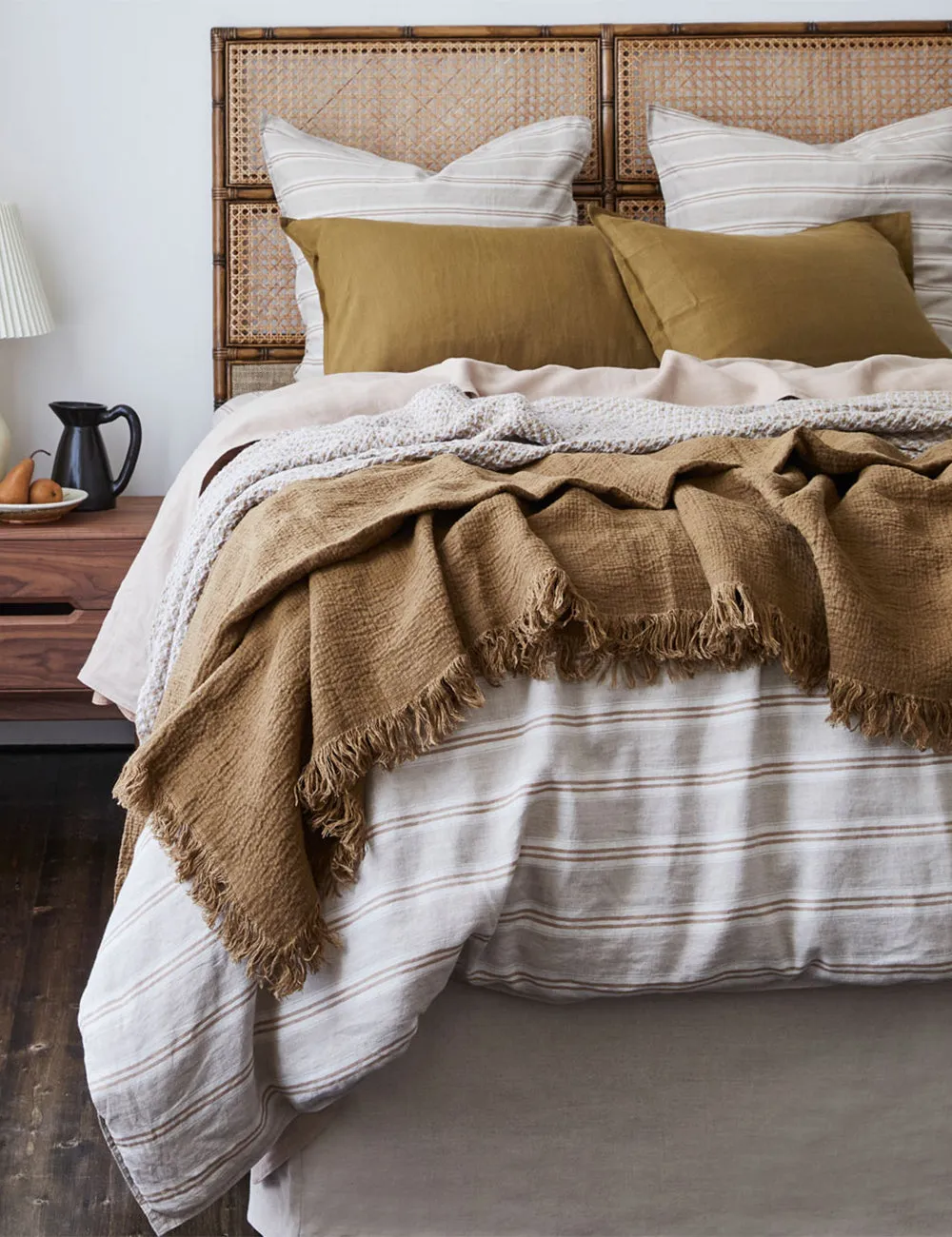 AVENUE THROW | TOBACCO