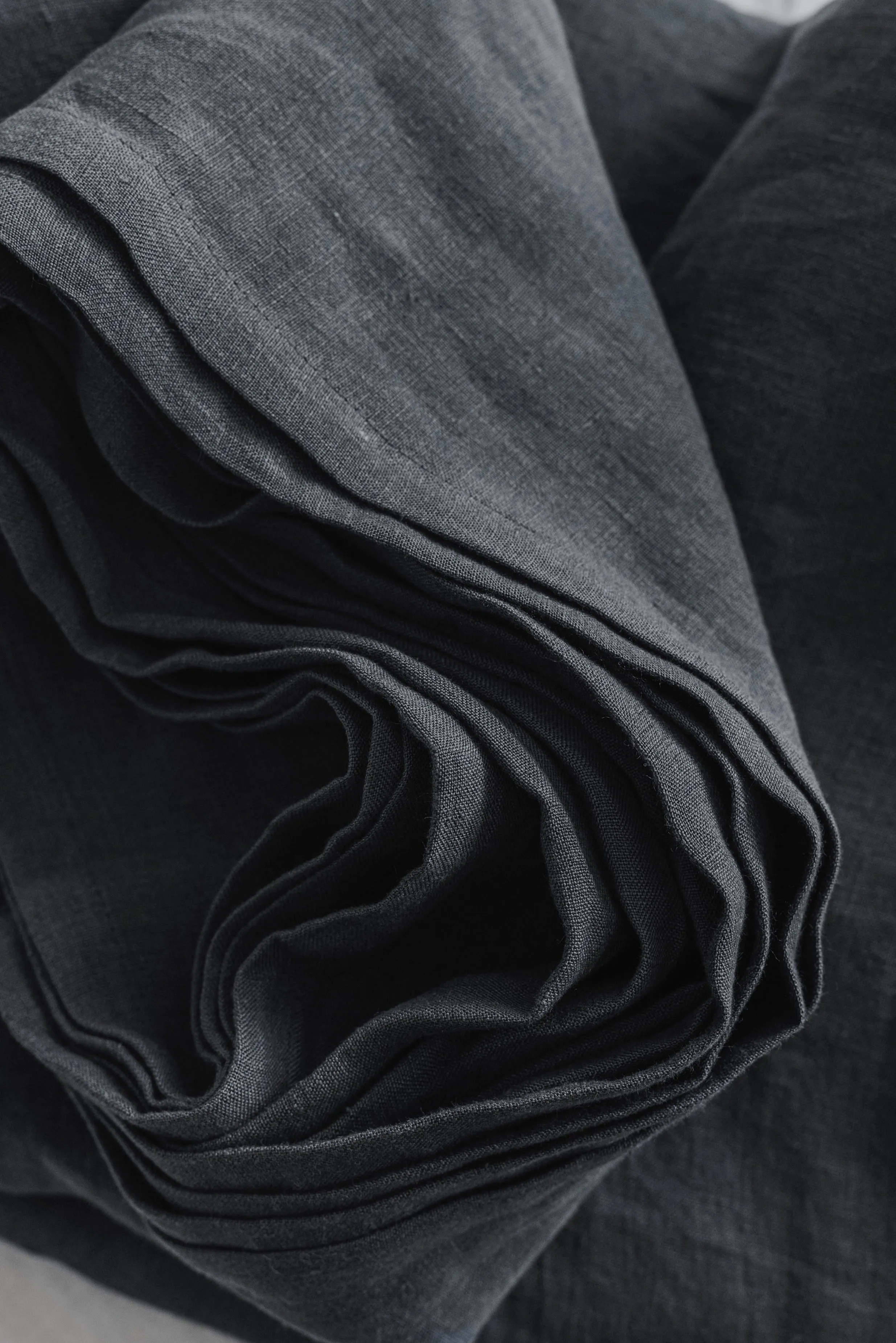 Basic Fitted Sheet, Flat Sheet and 2 Pillowcases Set - Dark Gray