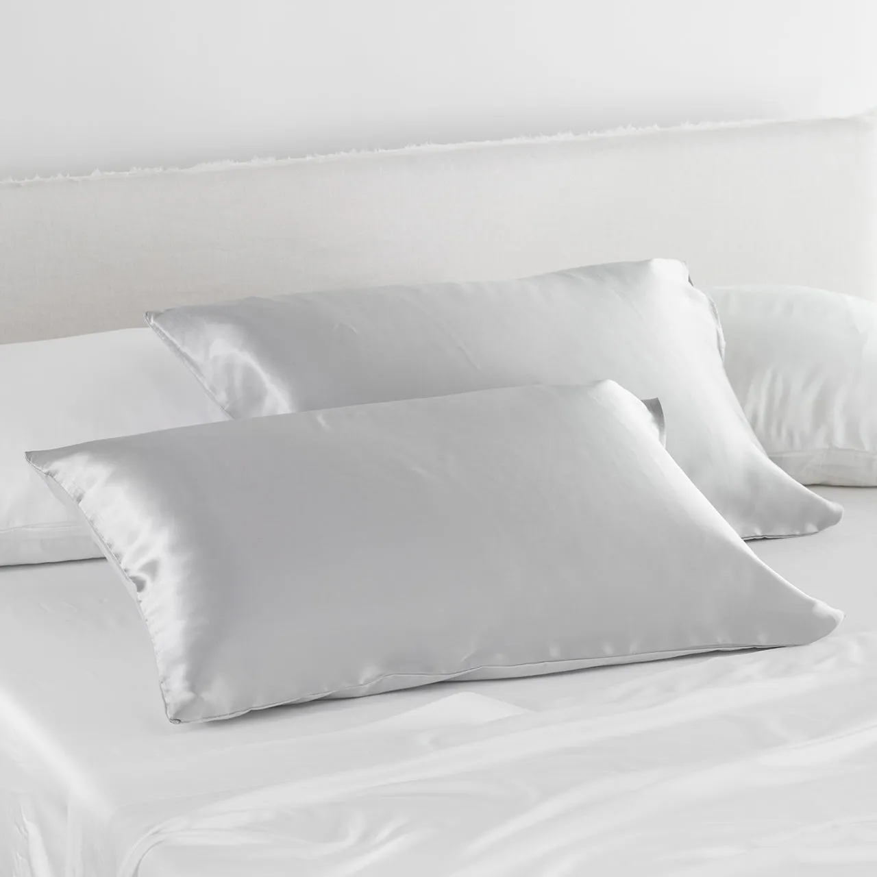 Beauty Silk Pillowcase Twin Pack Hotel Collection by Robinsons
