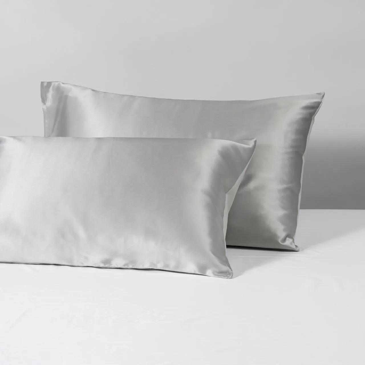 Beauty Silk Pillowcase Twin Pack Hotel Collection by Robinsons