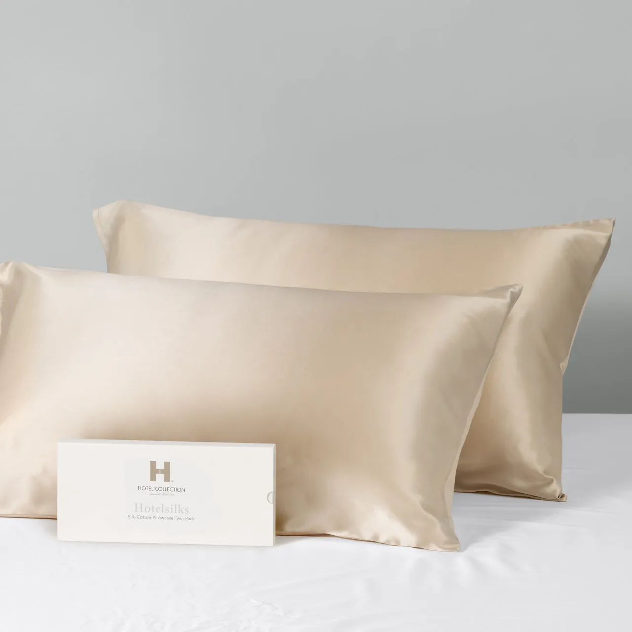 Beauty Silk Pillowcase Twin Pack Hotel Collection by Robinsons