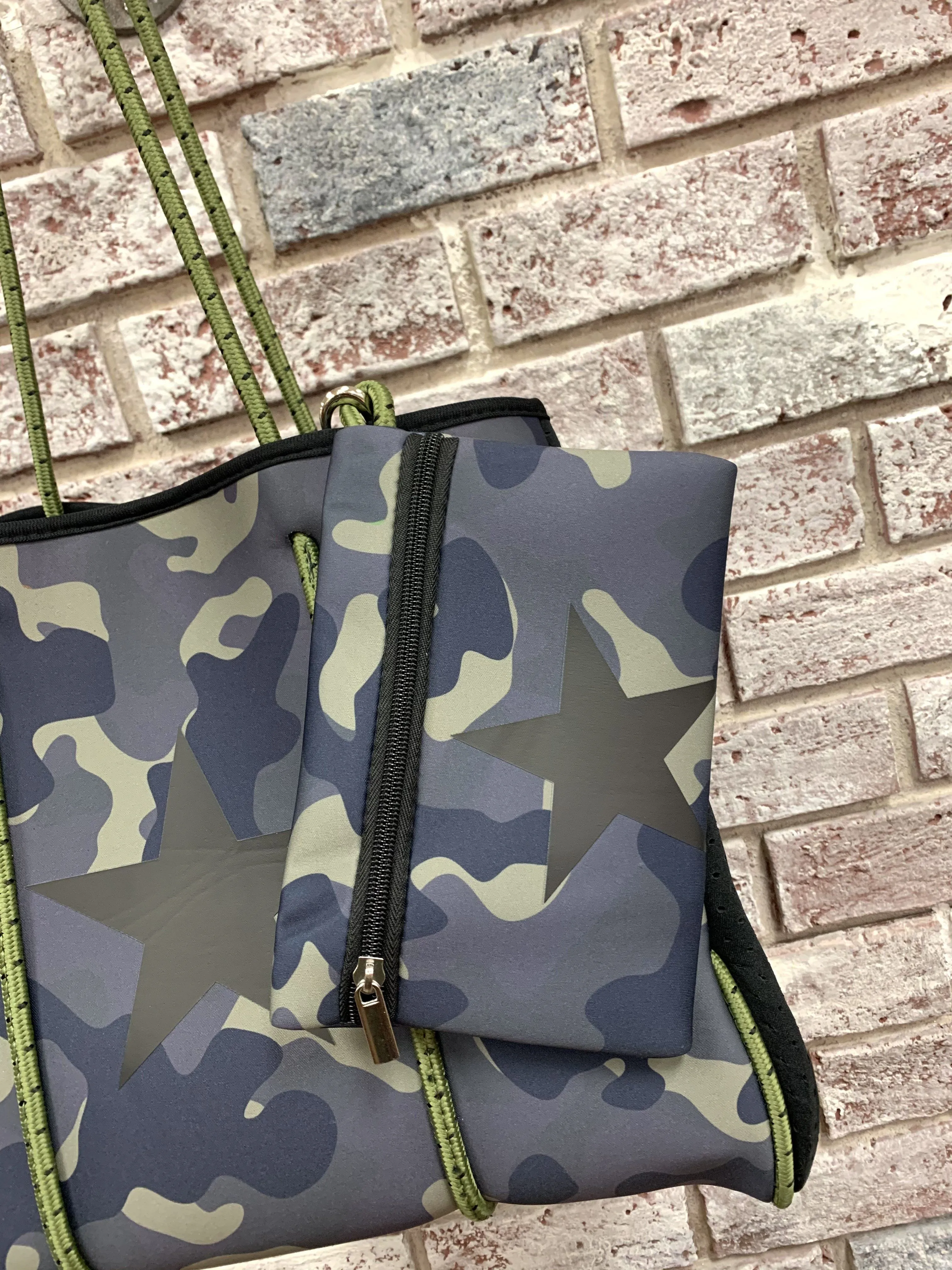 Brady Neoprene Tote