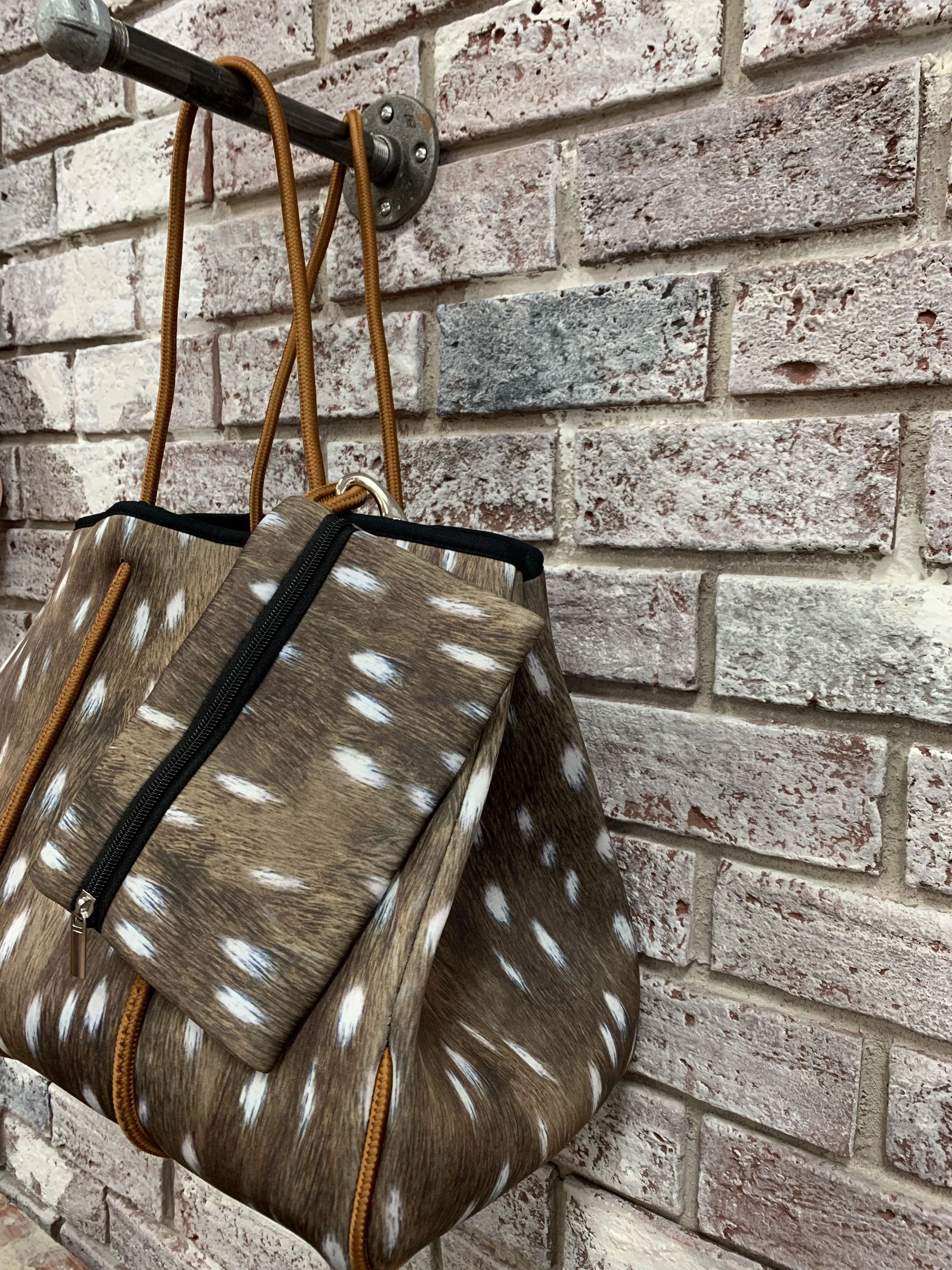 Brady Neoprene Tote