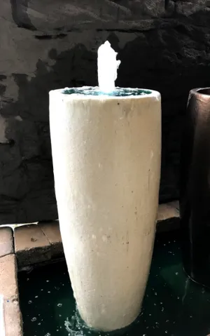 Bubbling Sabine Urn