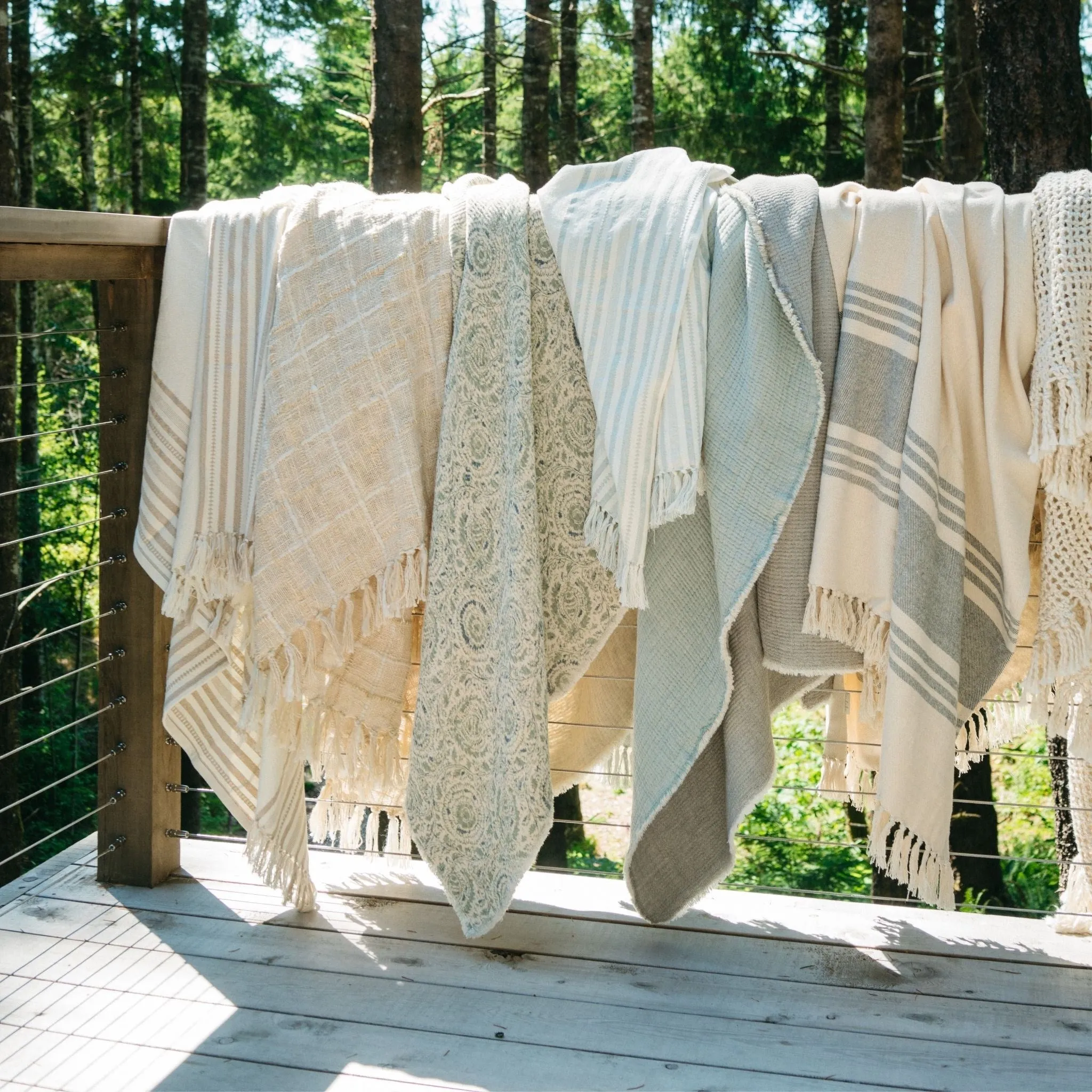 Bungalow Throw 50x60" - Sand