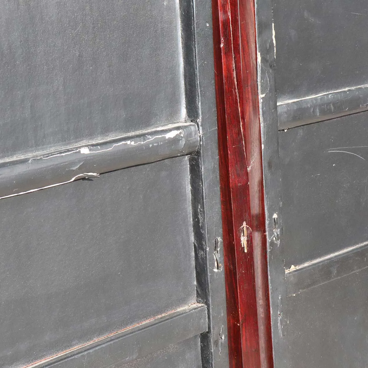 Chinese Qing Rosewood and Burled Hardwood Cabinet