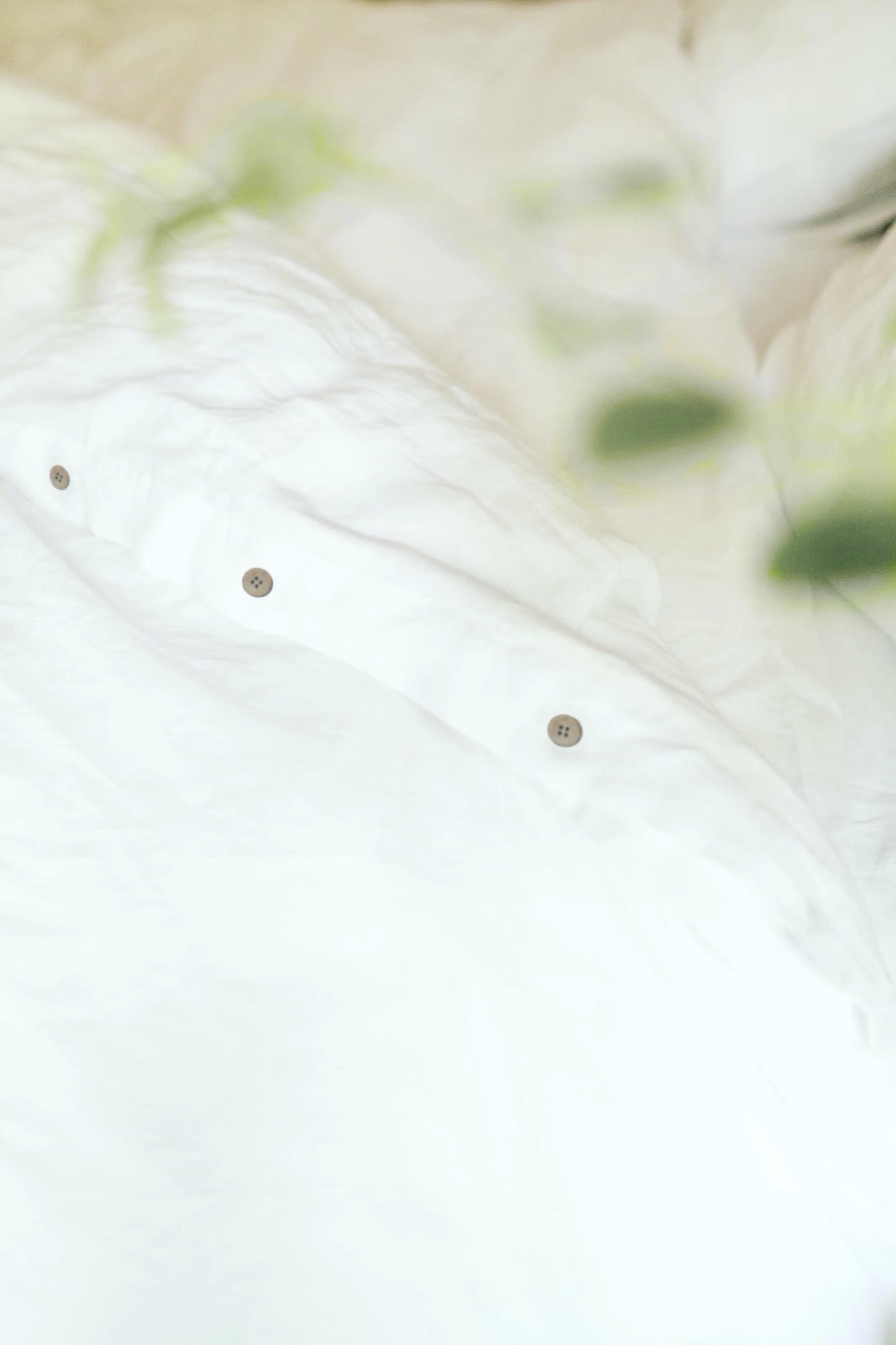 Coconut Buttons Duvet Cover and Pillowcases Set - White