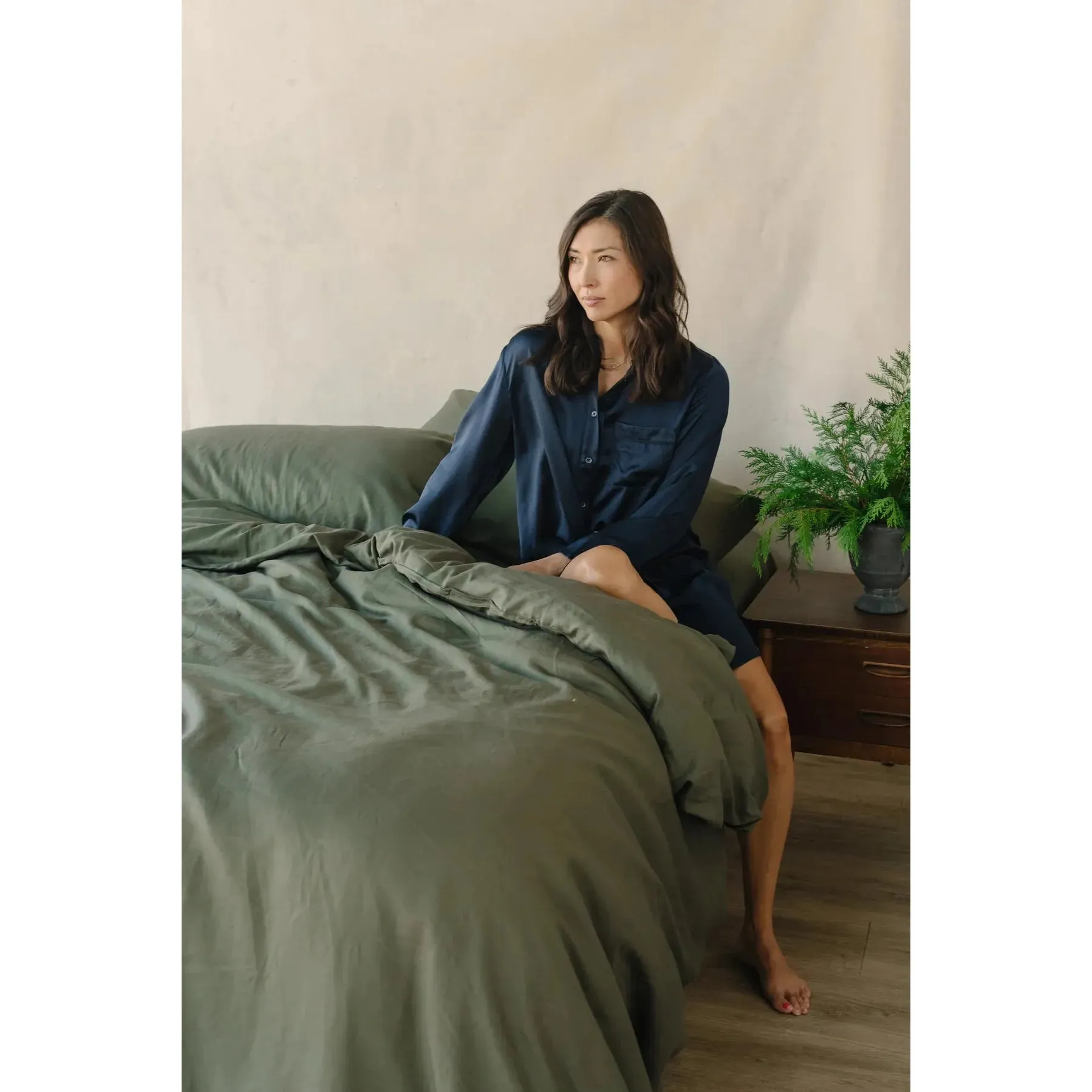 Cozy Earth Linen Bamboo Duvet Cover Available In Queen and King Sizes