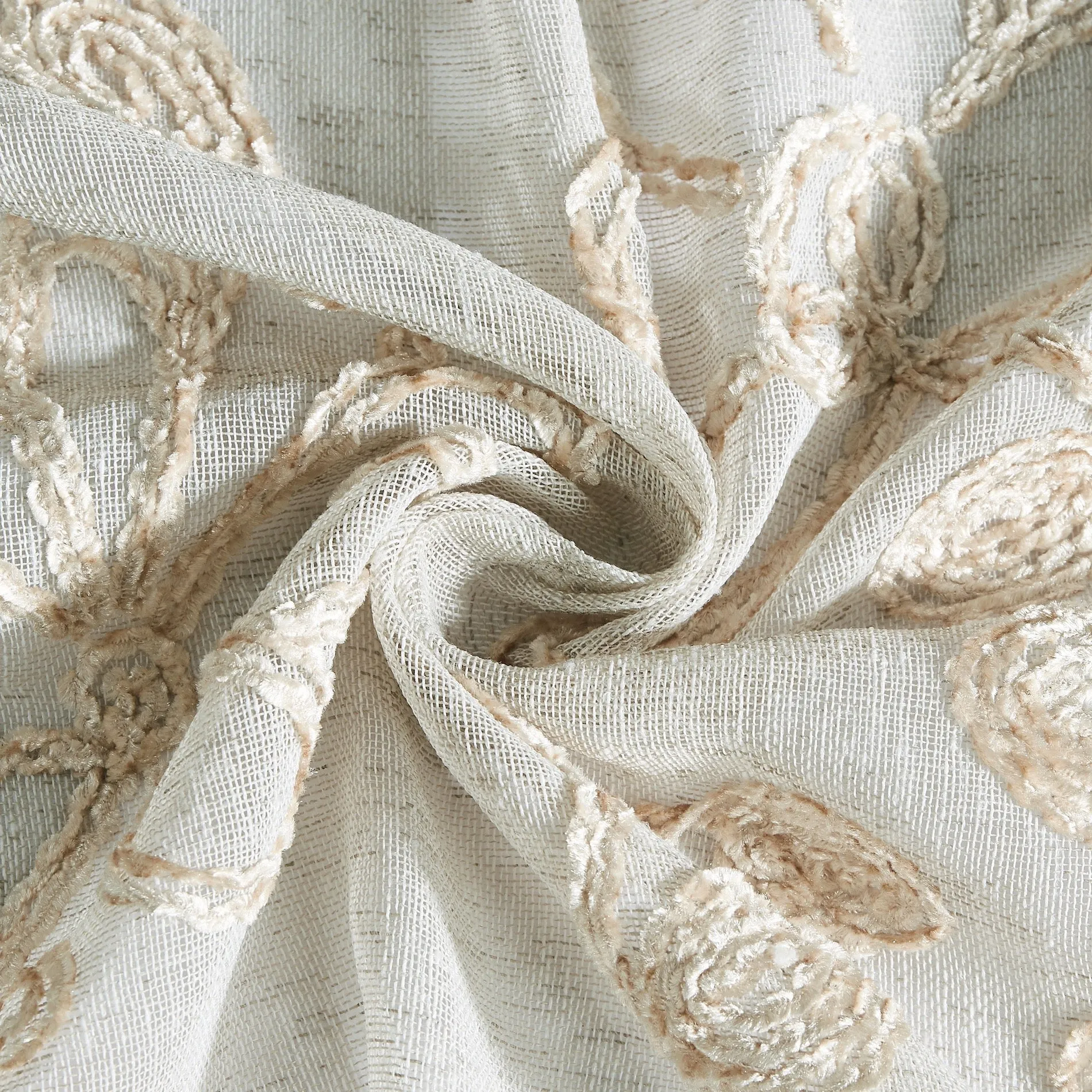 Dainty Home Rita 3D Linen Look Textured Floral 3D Chenille Designed Fabric Shower Curtain