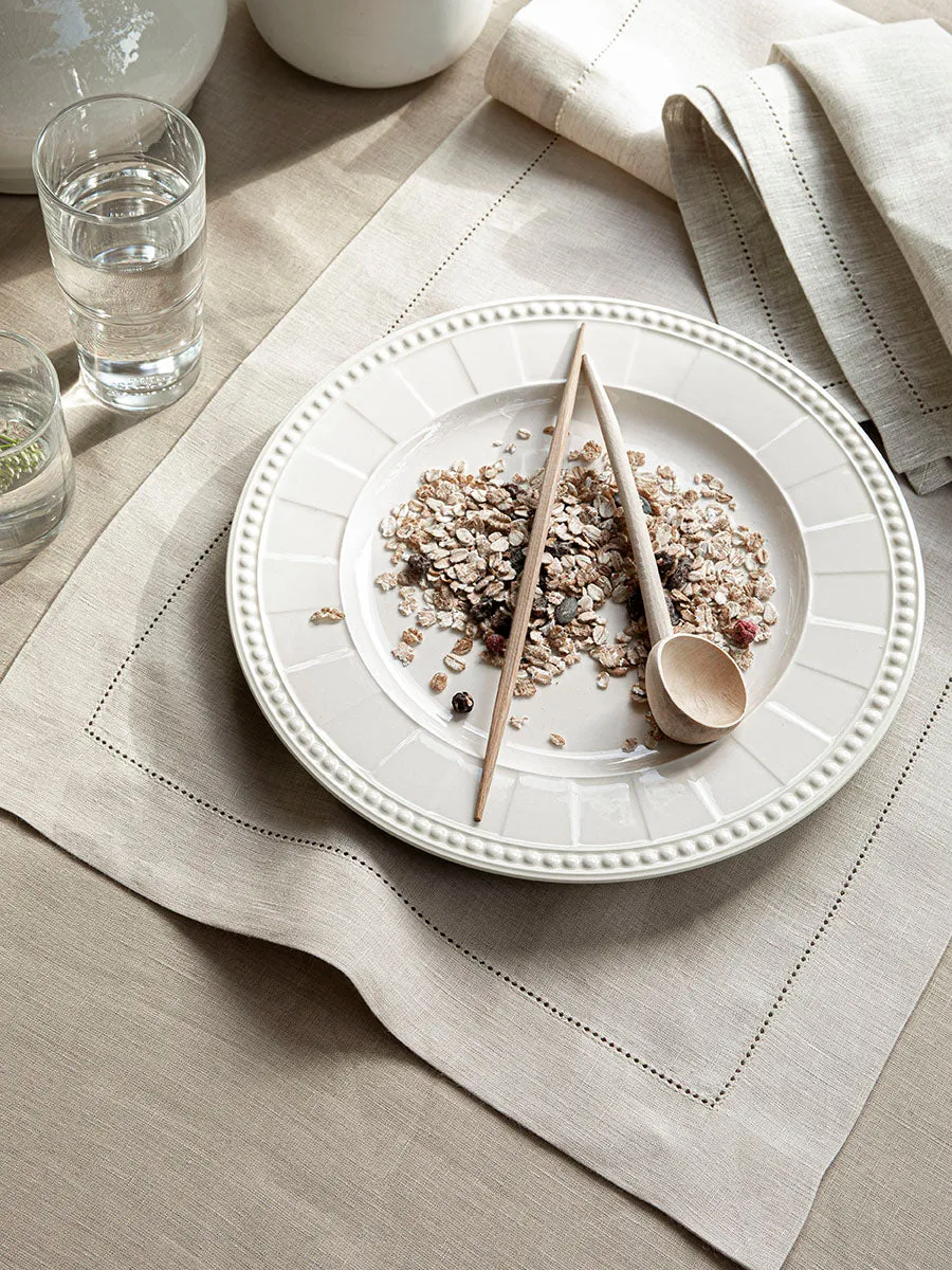 florence tablecloth & tablerunner