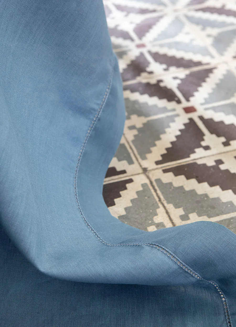 florence tablecloth & tablerunner