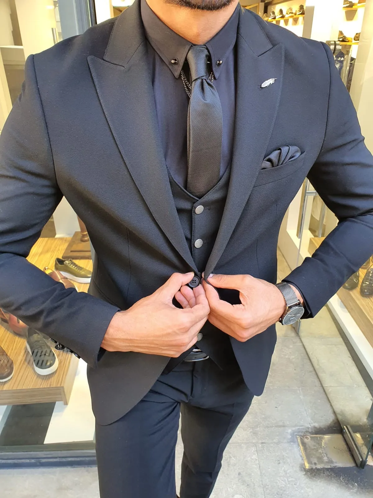 Henderson Black Slim Fit Suit - Elegant Three-Piece Ensemble for Every Occasion