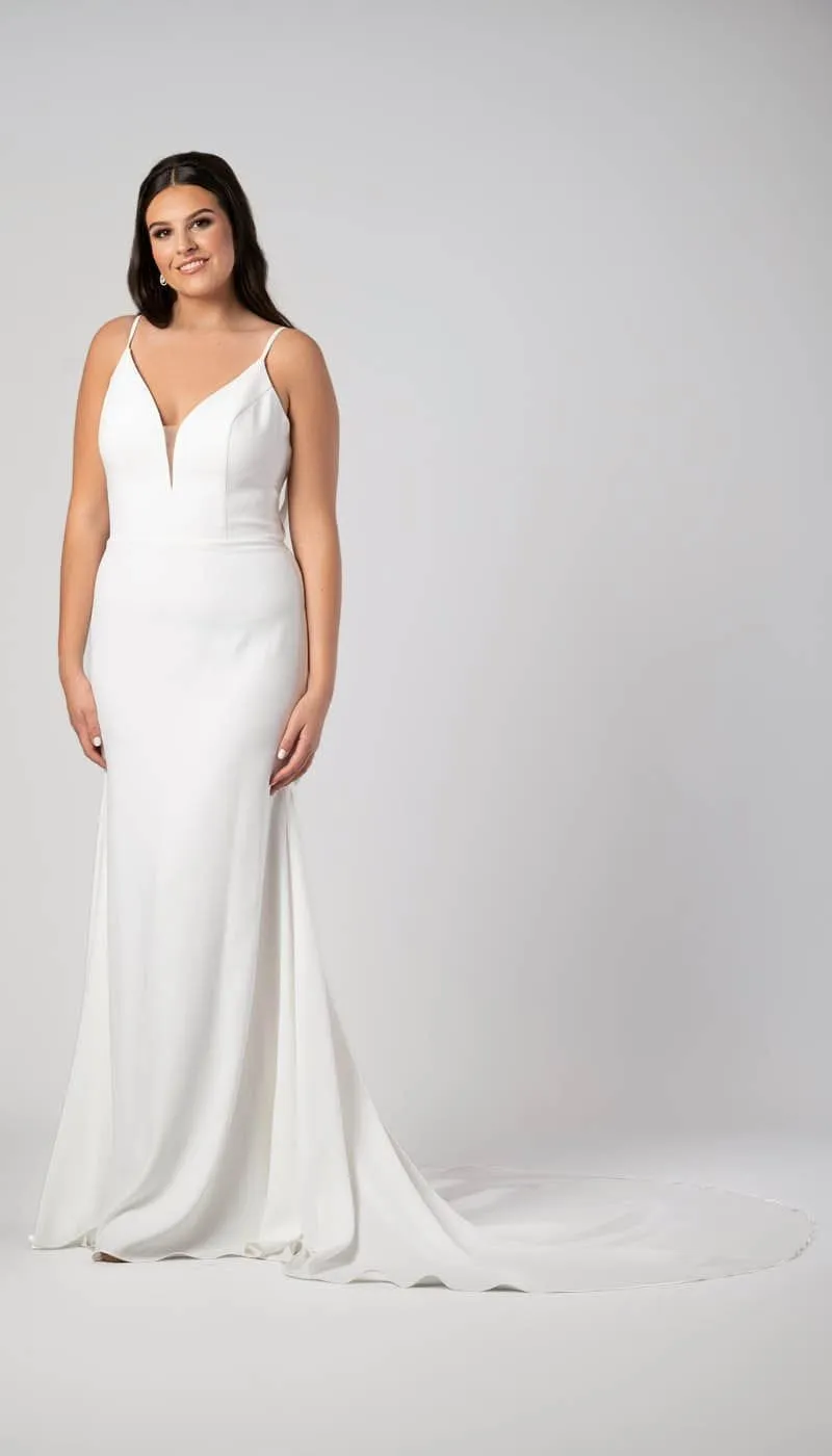 In Stock Darcy