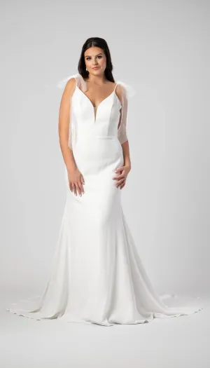 In Stock Darcy