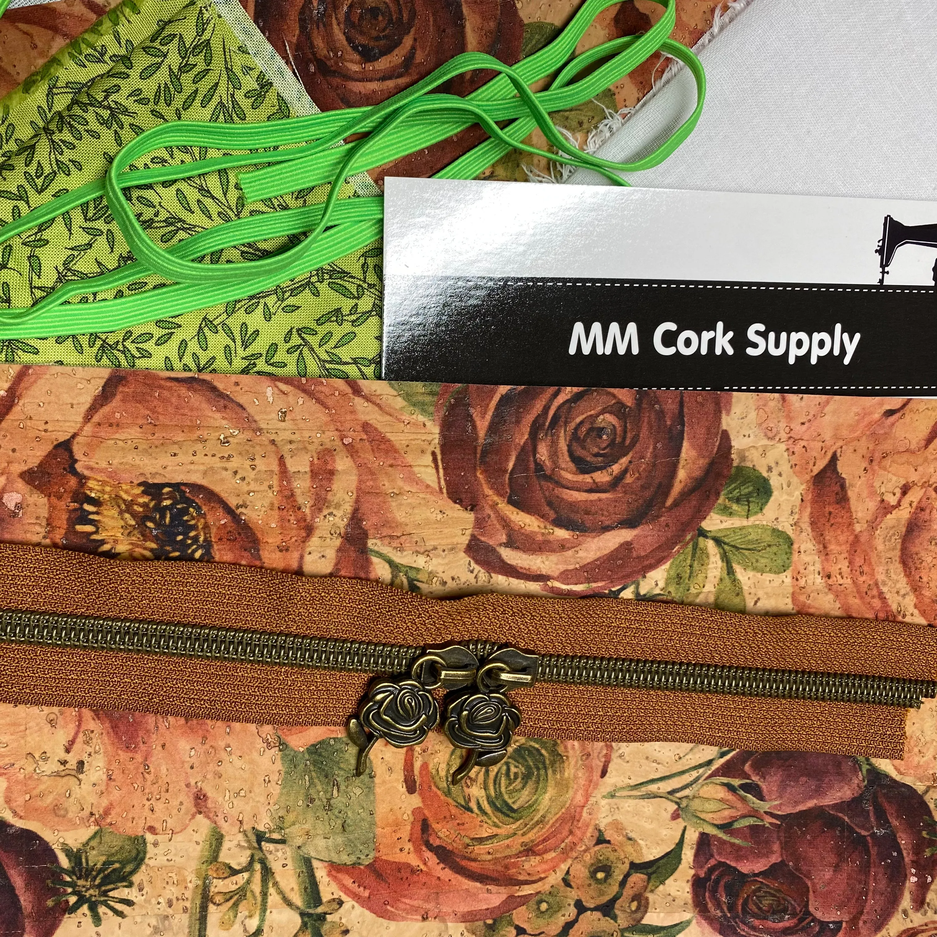 Kit - Crocus Pouch (large)