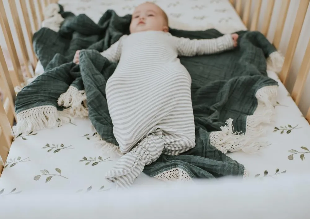 Knotted Sleeper It Gray Stripe
