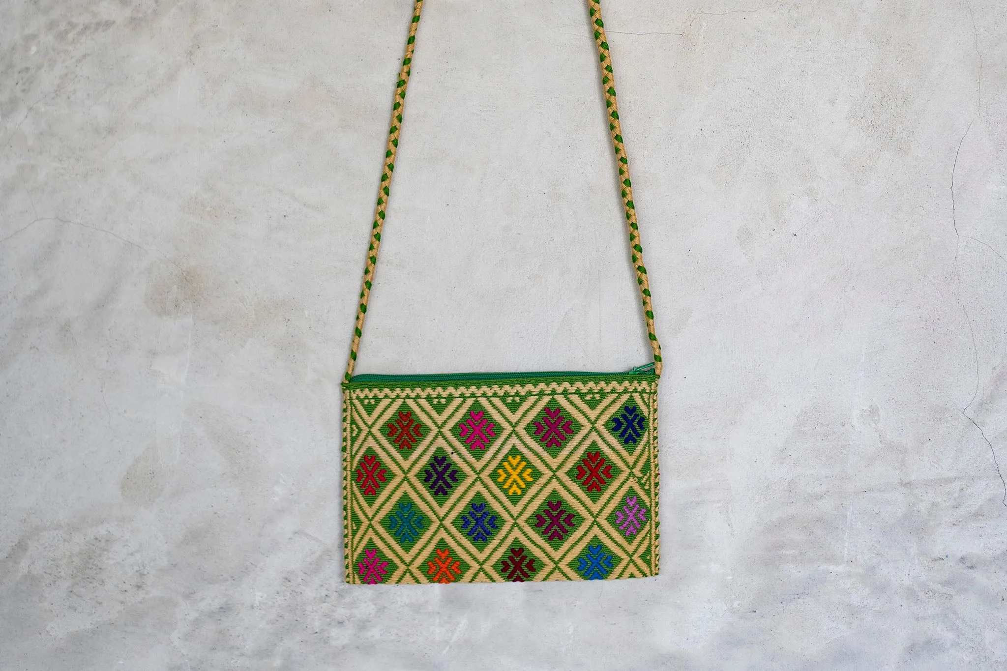 Larrainzar Pouch