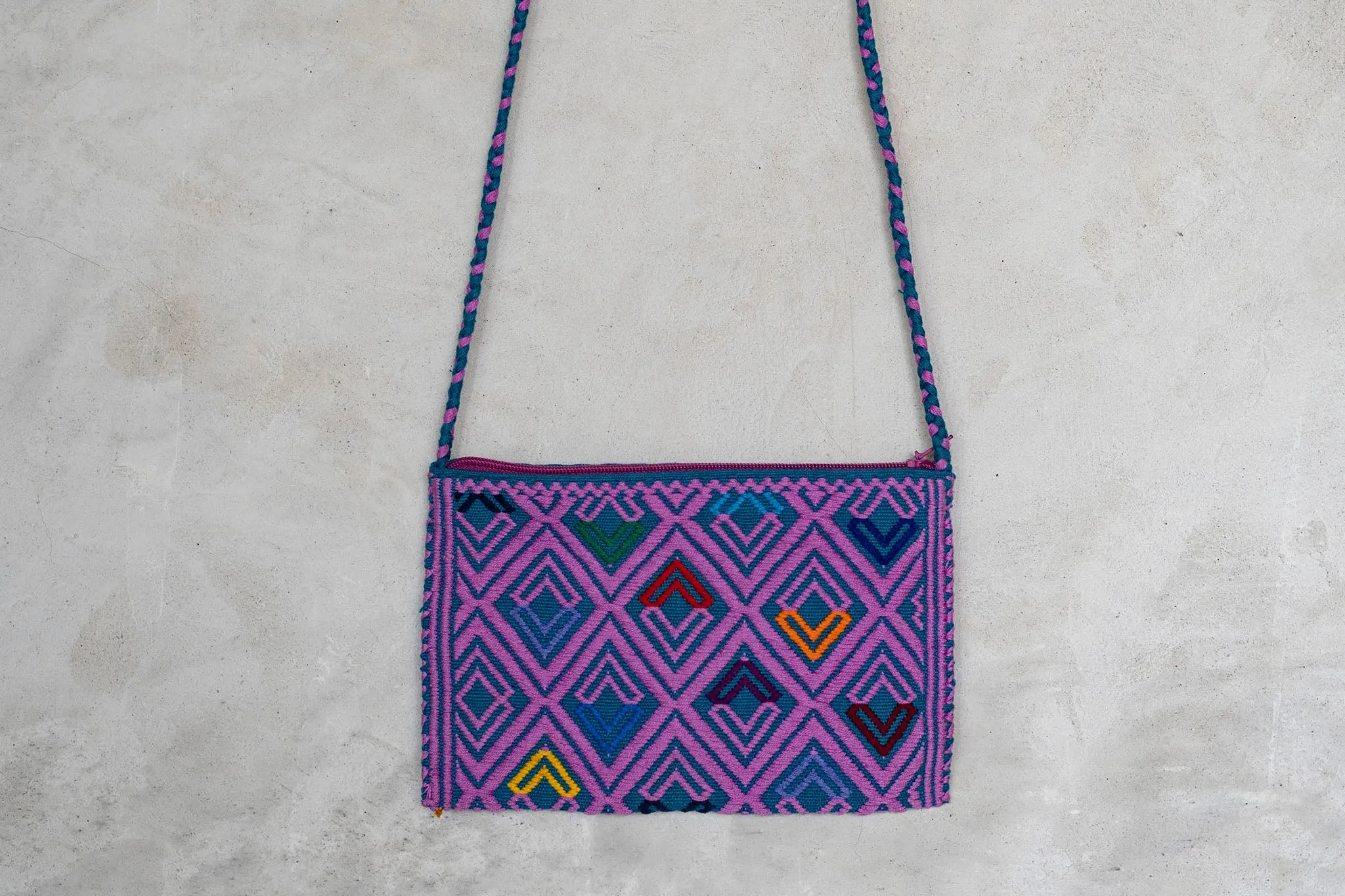 Larrainzar Pouch