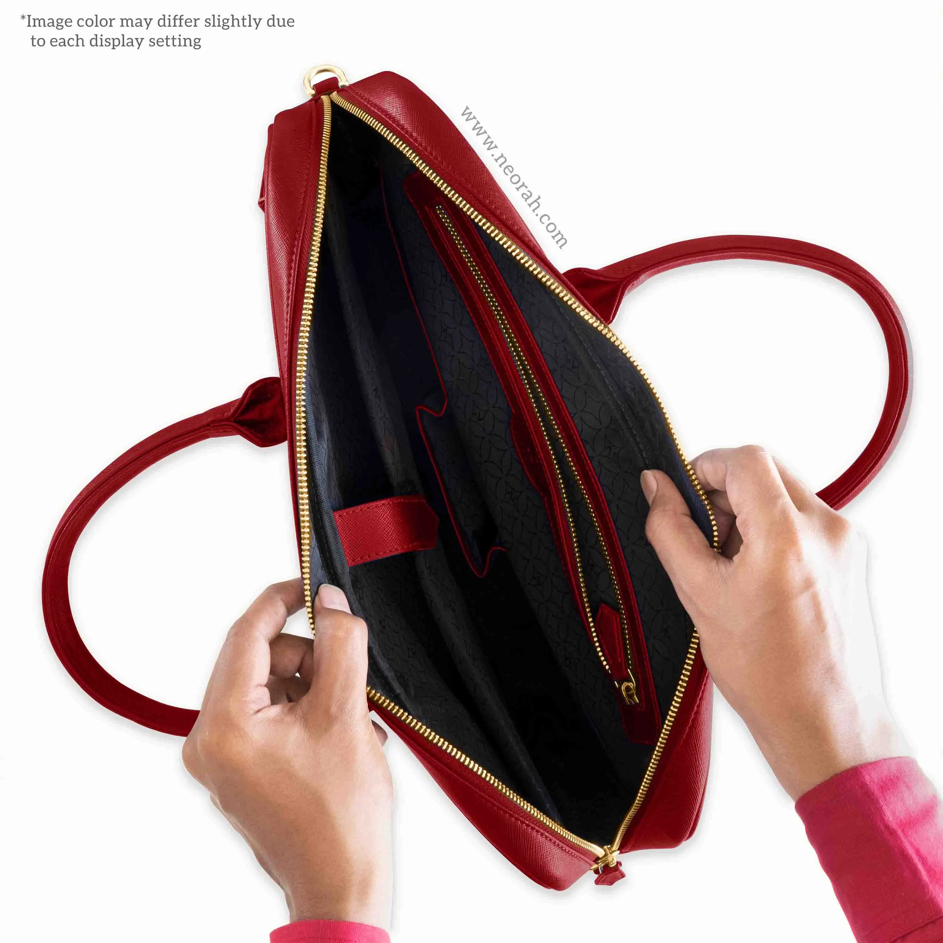 MESSENGER BAG