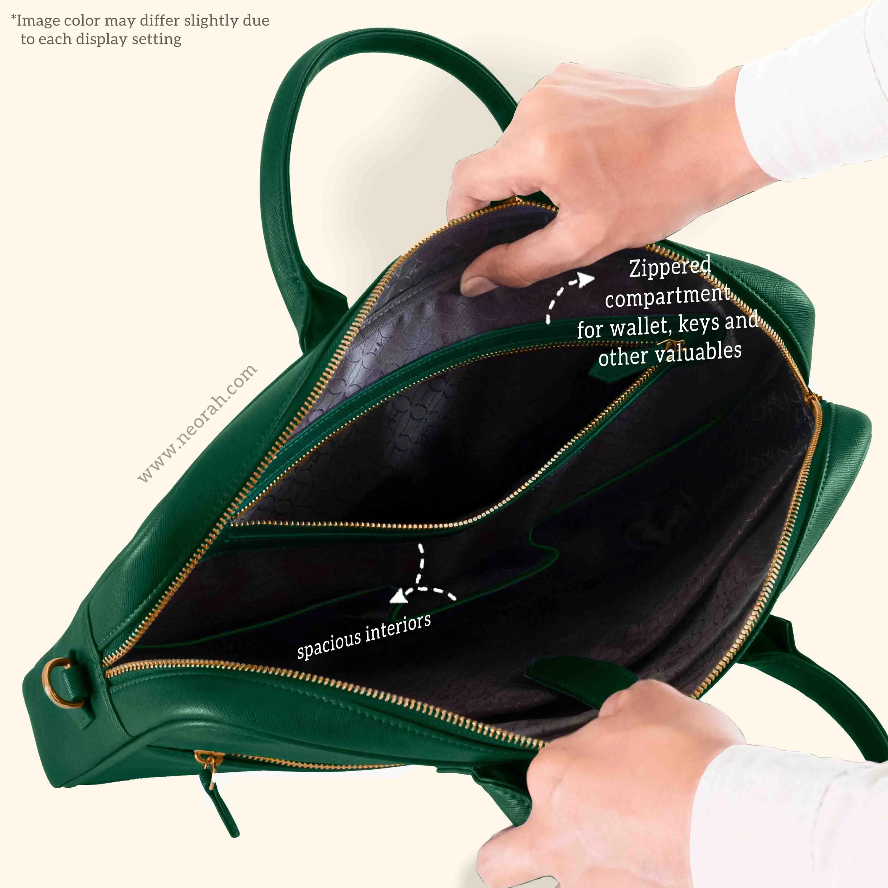 MESSENGER BAG