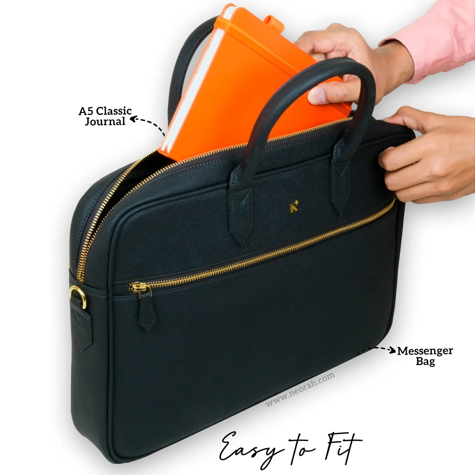 MESSENGER BAG