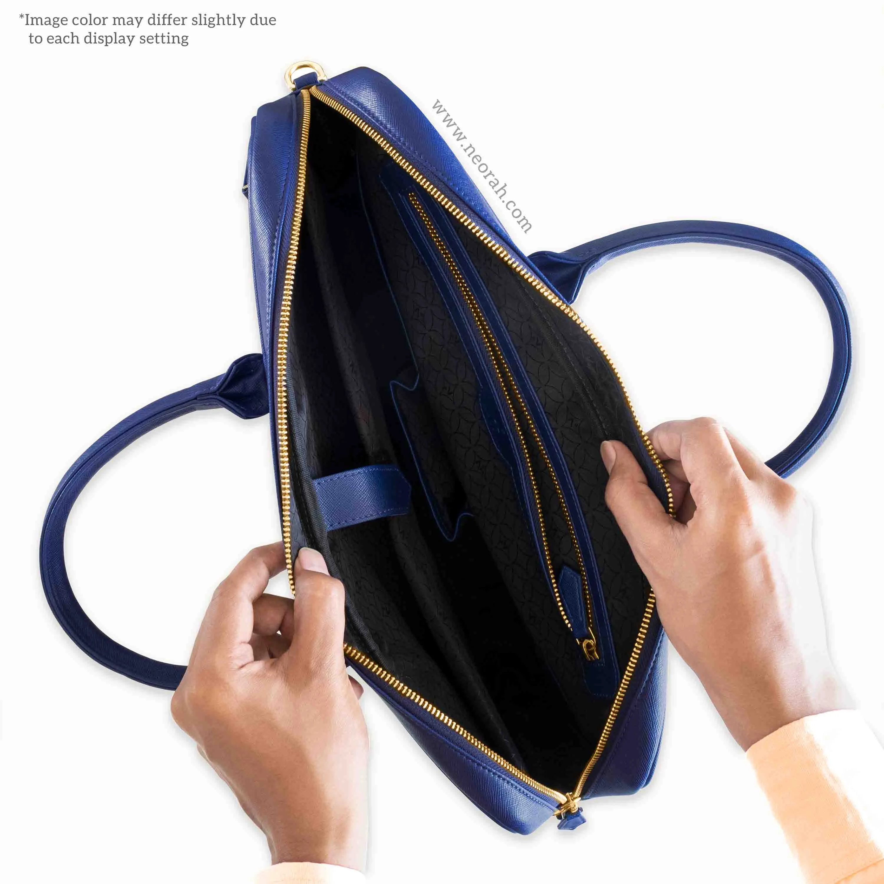 MESSENGER BAG