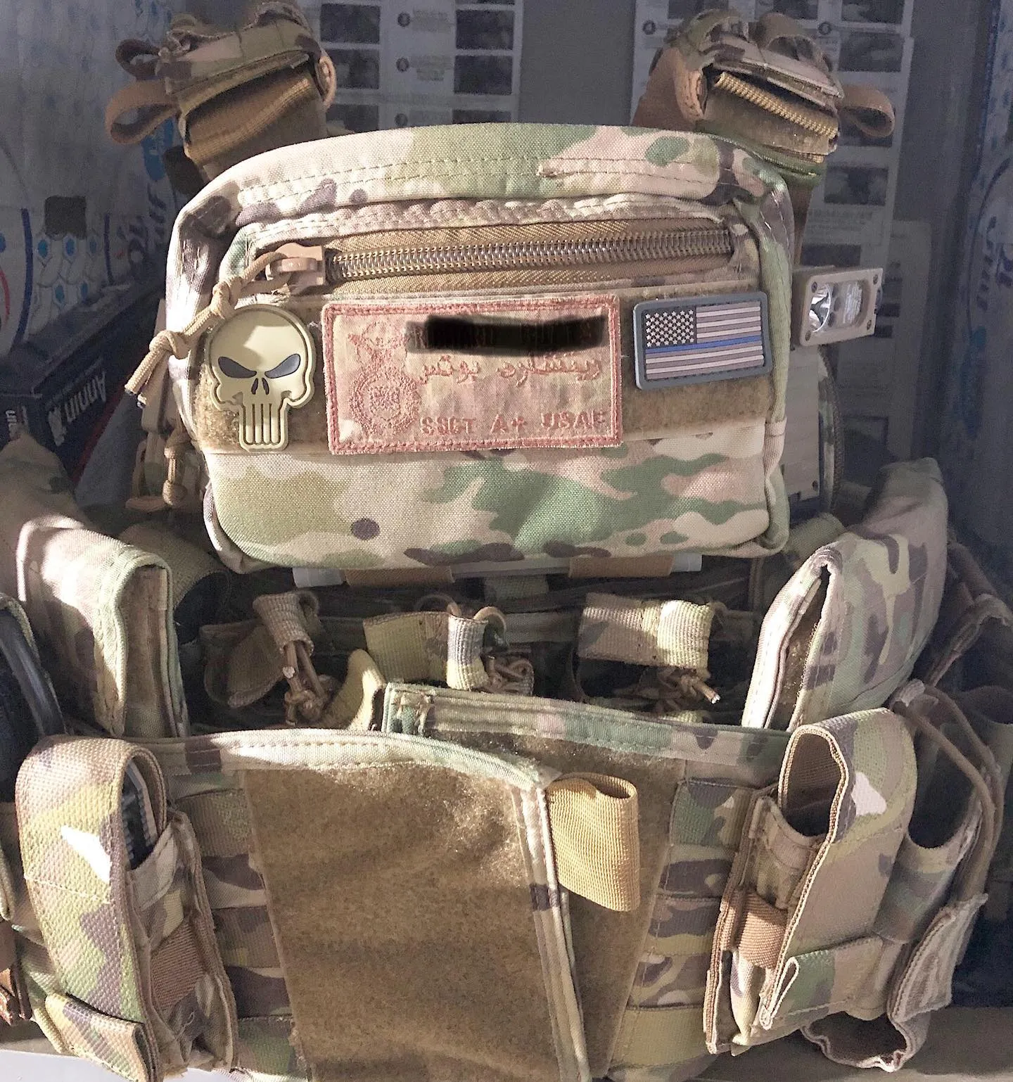 Modular admin pouch