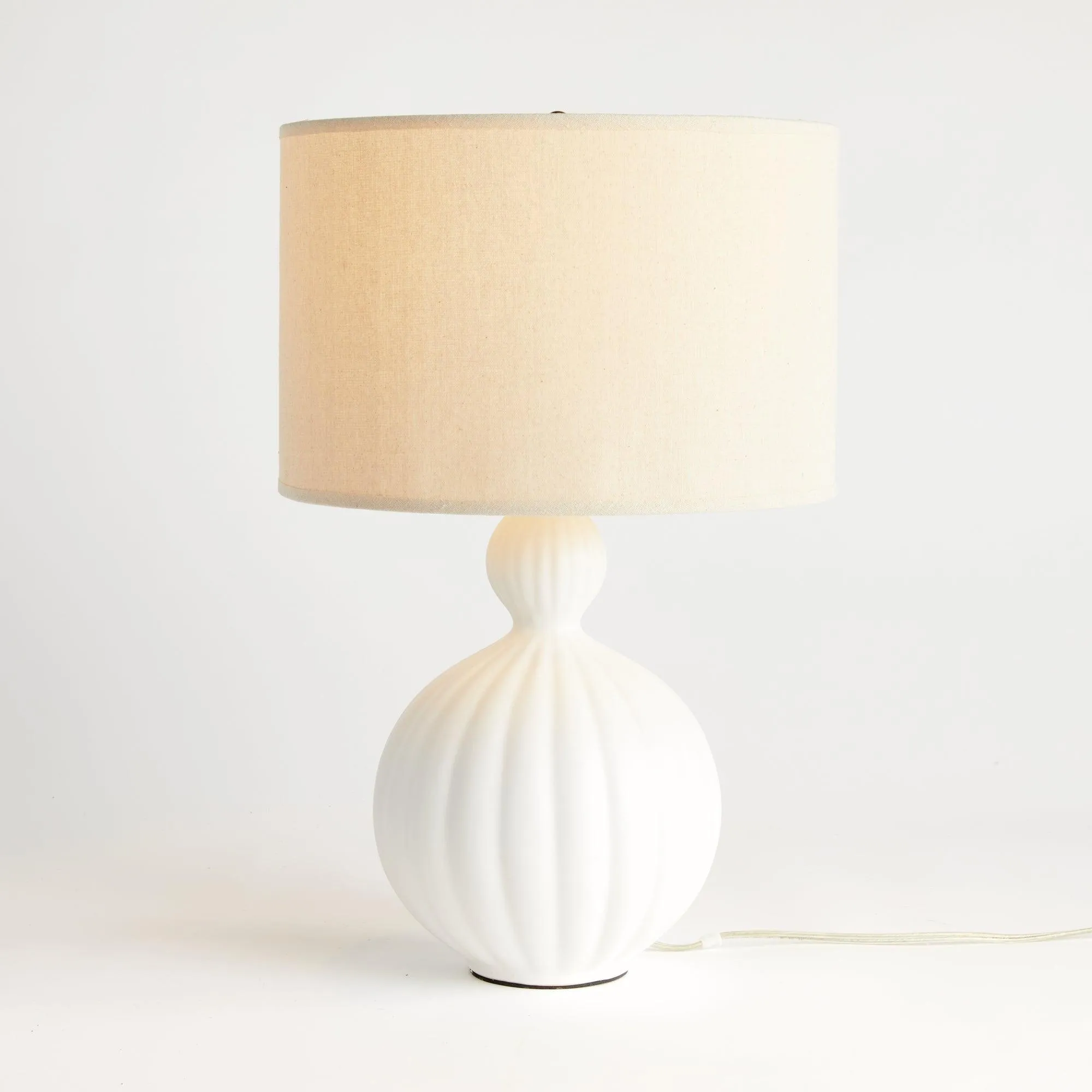 Nessa Lamp