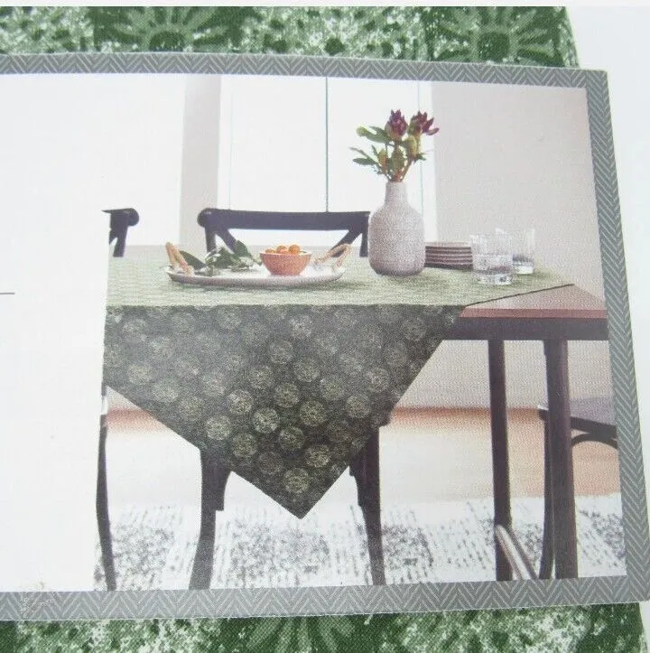 New Threshold Green Medallion Table Throw/Cloth 50” x 50”, Cotton/Linen! Retail $22