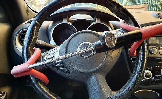 New Universal STEERING WHEEL LOCK by Treksafe
