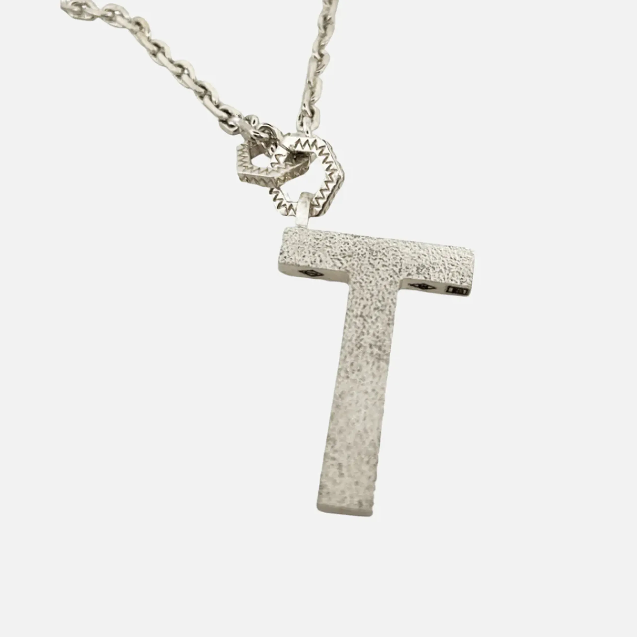 Nomen Pendant