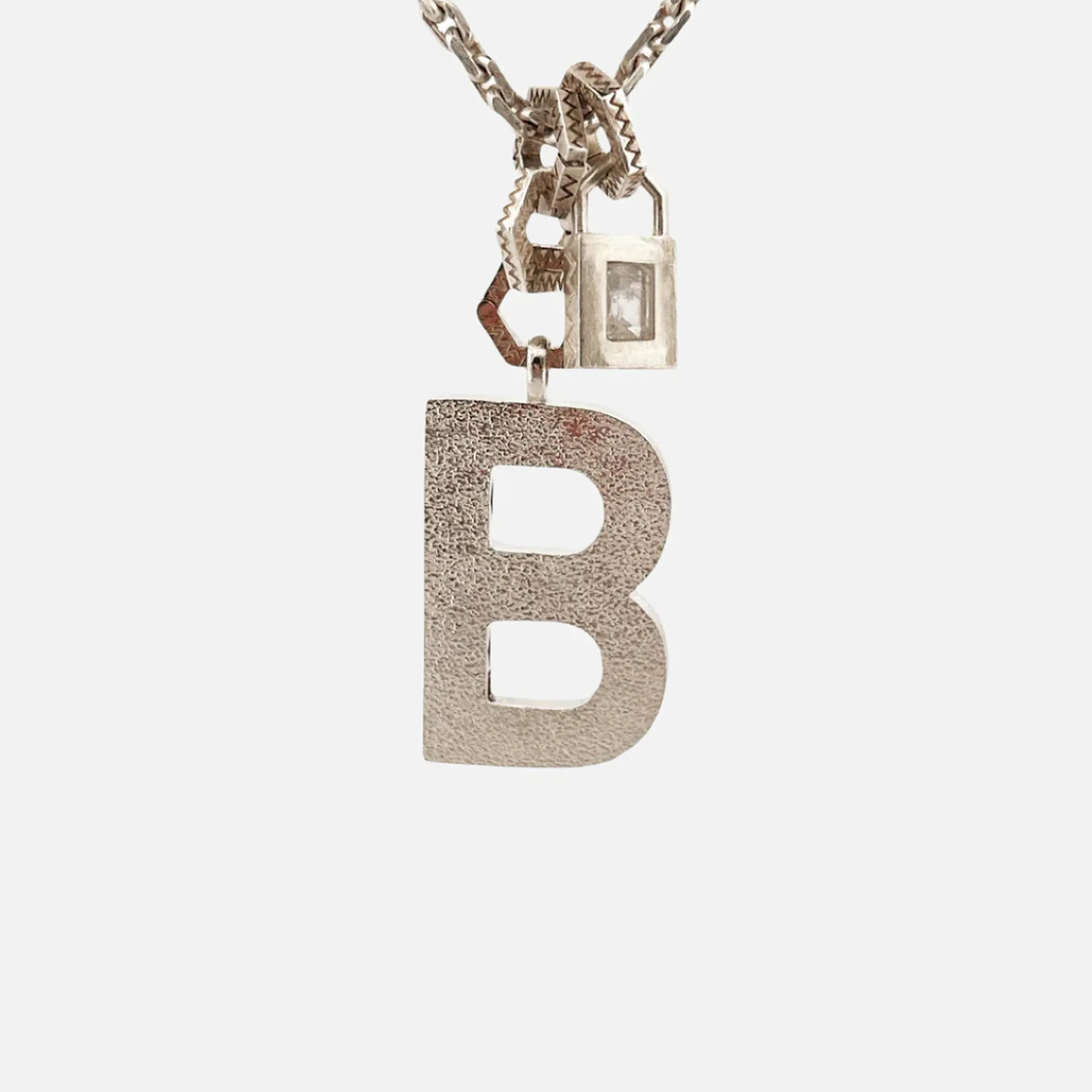 Nomen Pendant