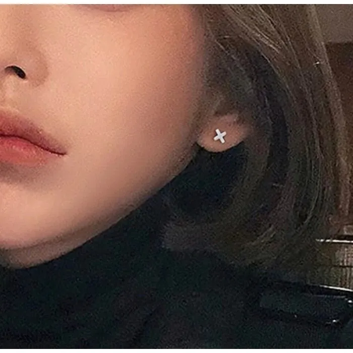 Plain Letter X Studs Earrings-Capital Letter X-SS039