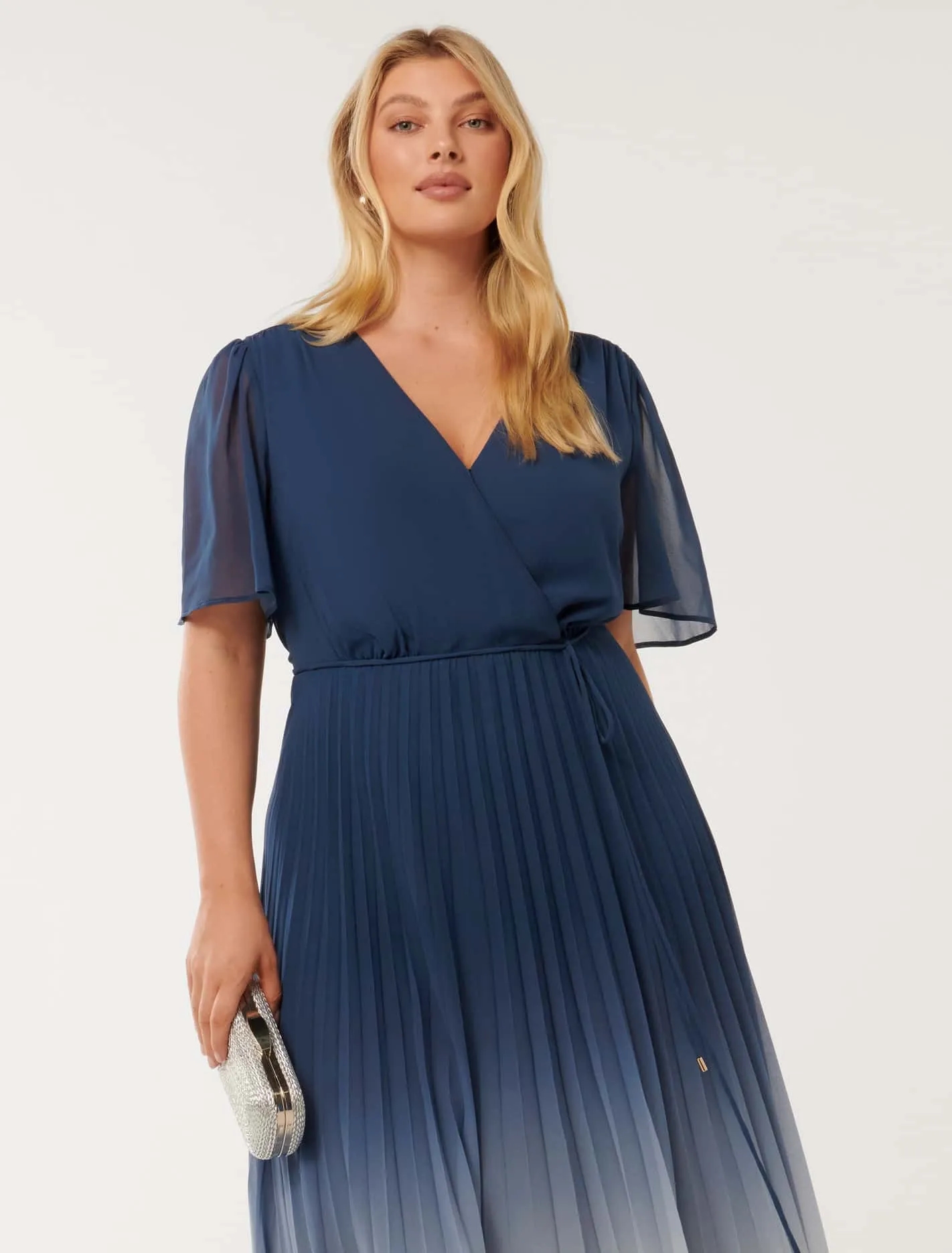 Reese Rope Hardcase Clutch - Signature