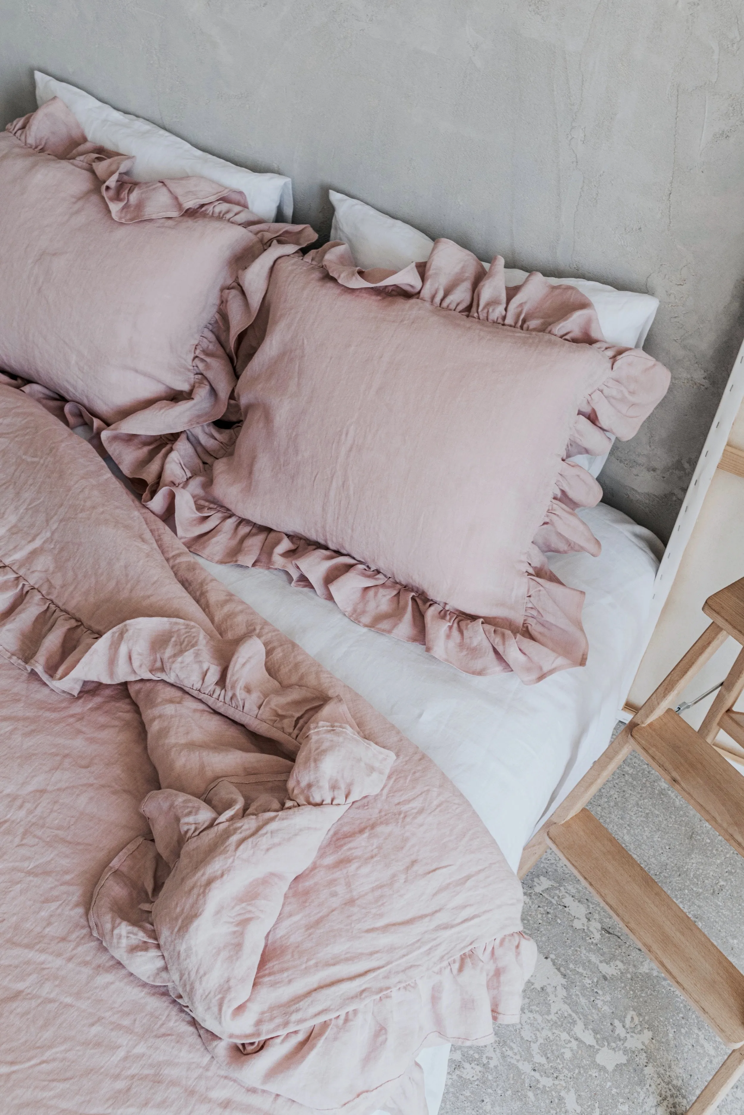Ruffle Pillowcases Set - Pink