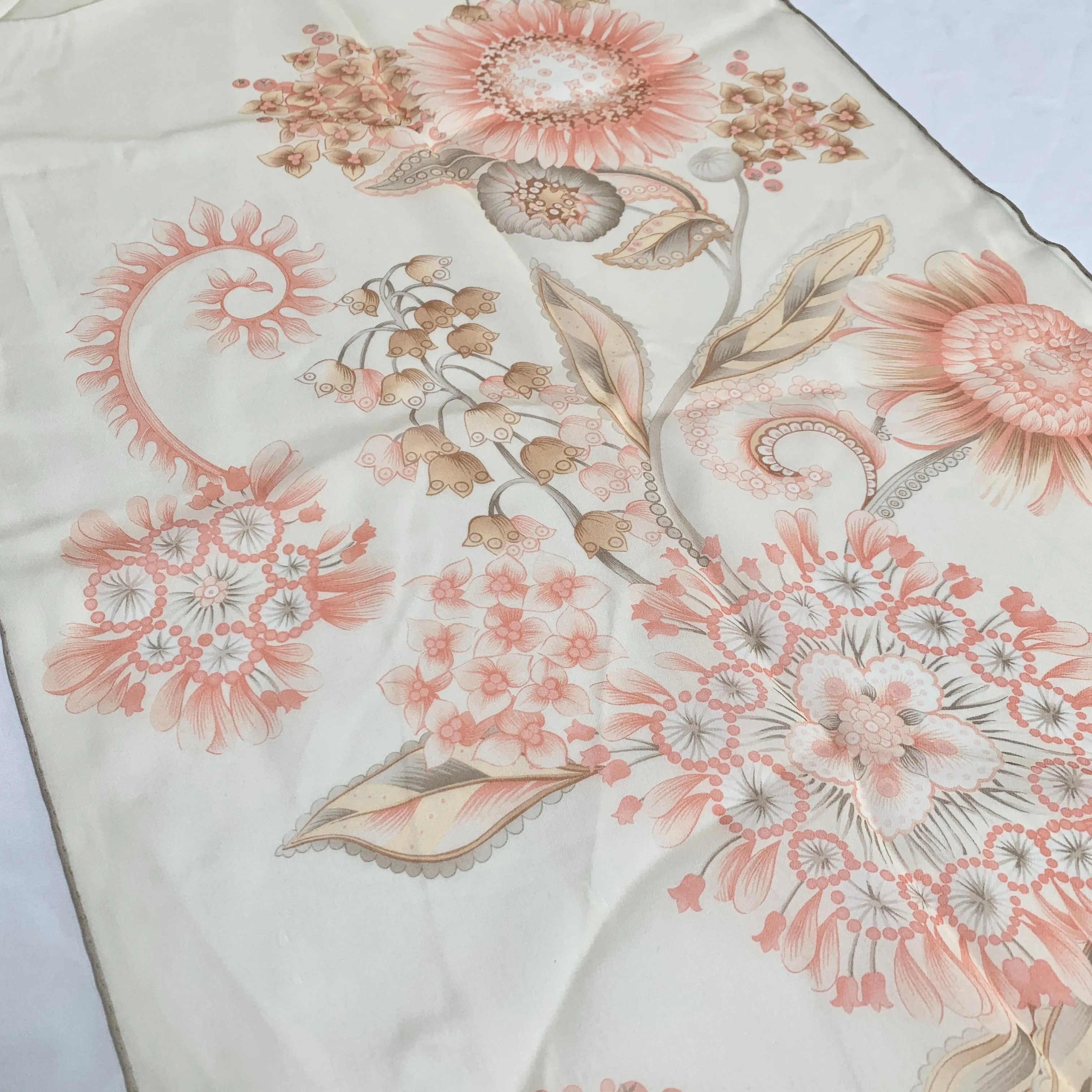 Salvatore Ferragamo Sunflower Floral Silk Scarf in Cream