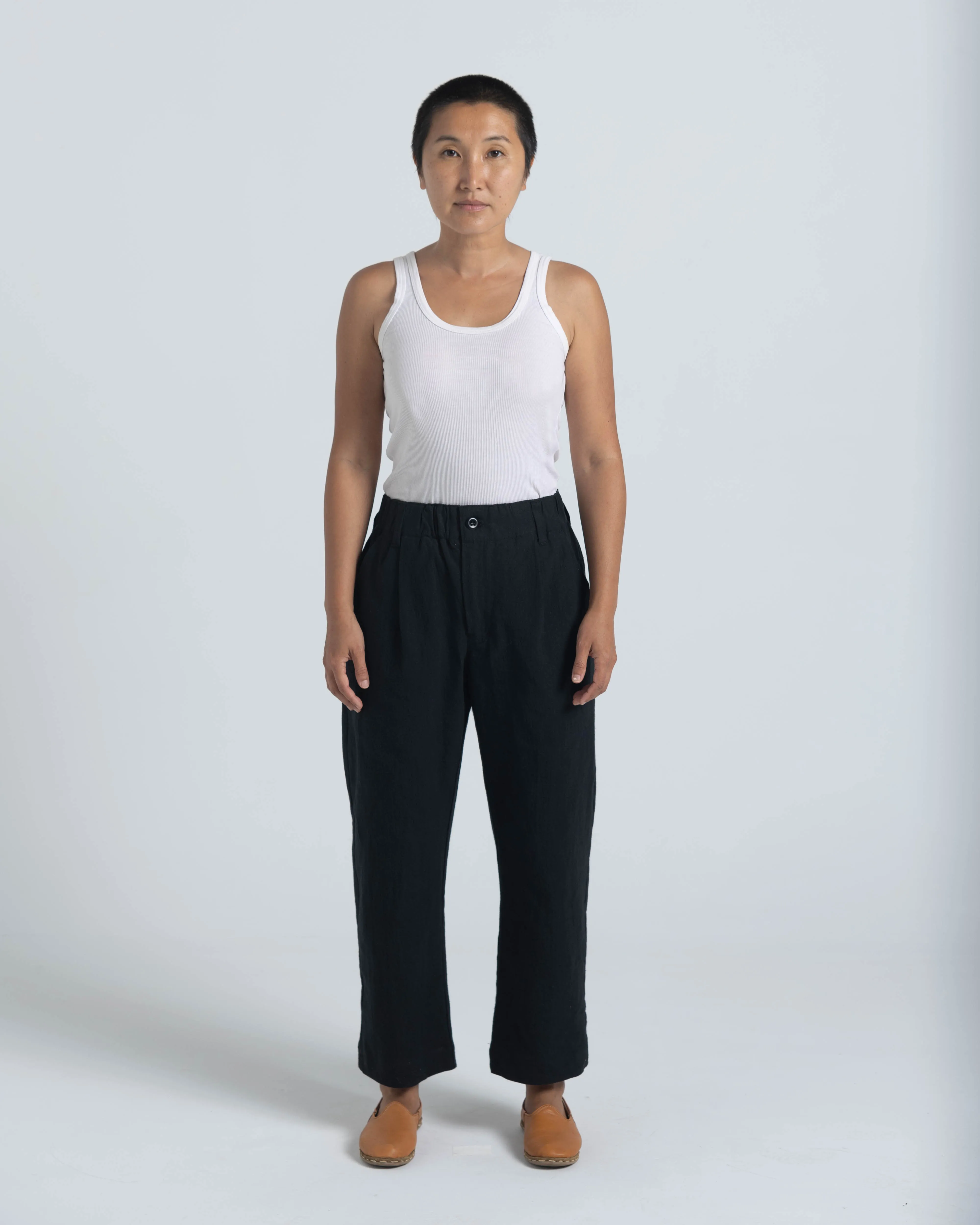 SAMPLE SALE: Pleated Trouser - Black Linen / Cotton
