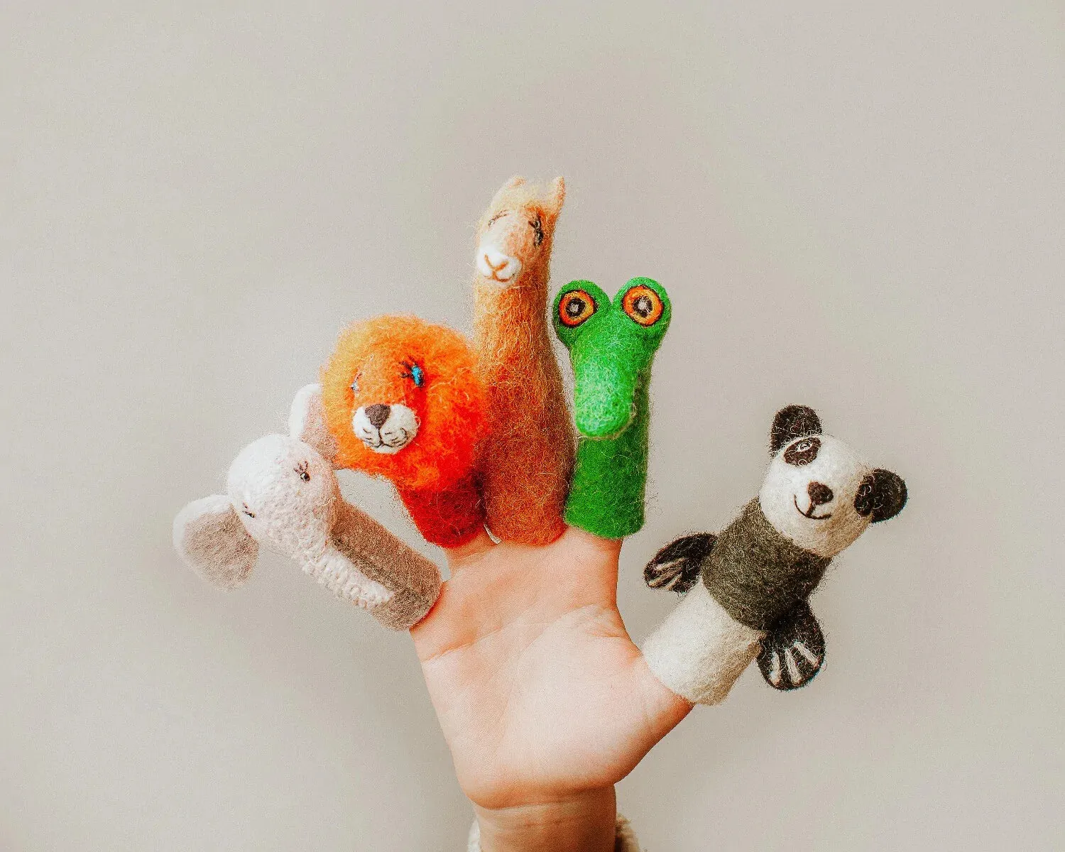 Sew Heart Felt Pat The Panda Finger Puppet