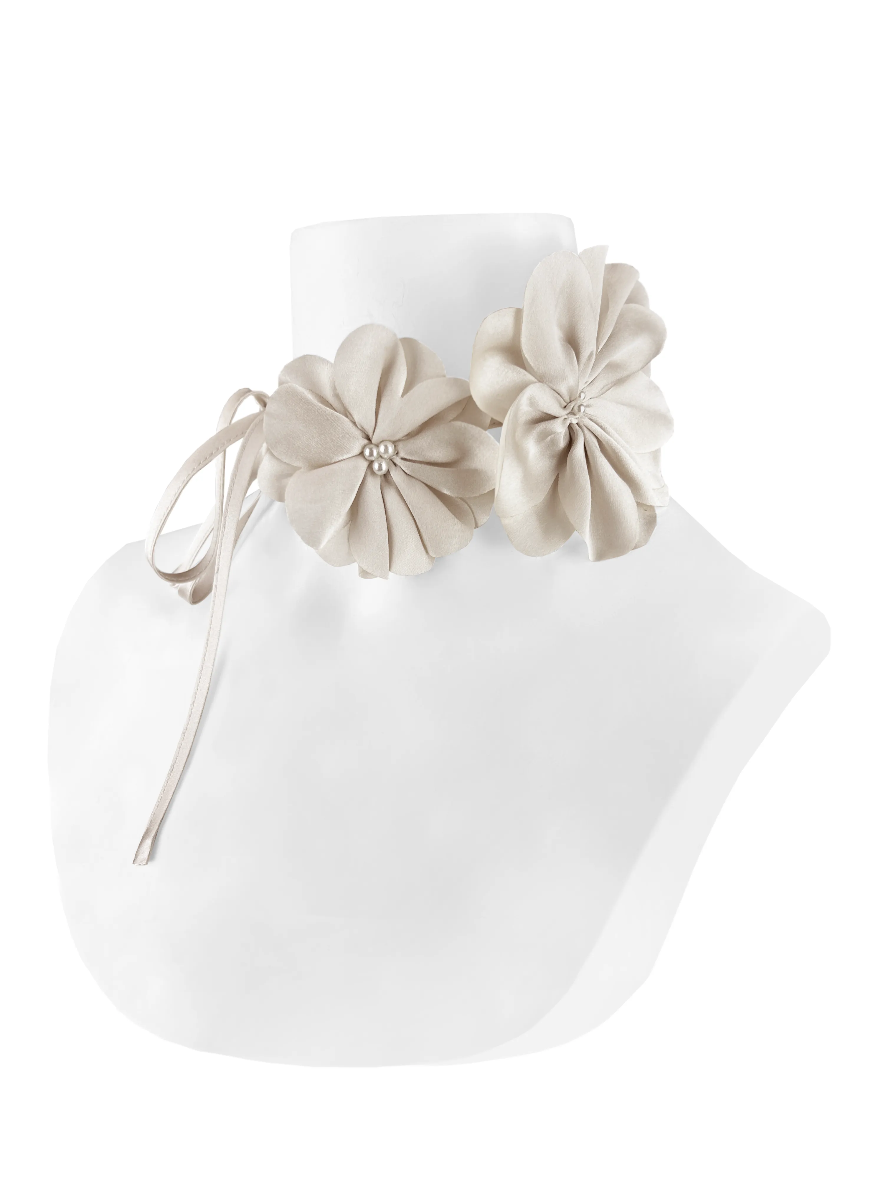 Silk Rosa Tie Pearl