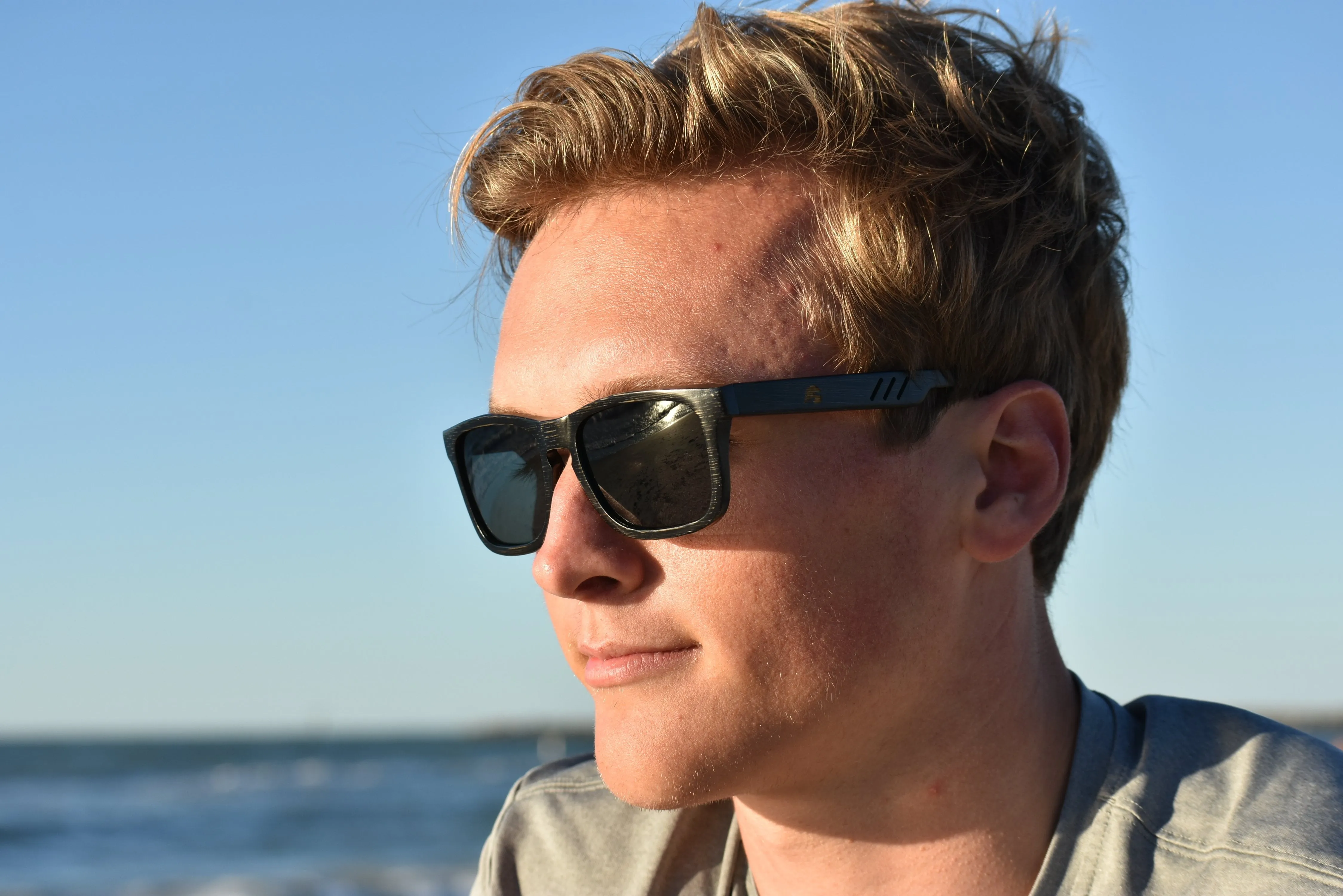 Solid Bamboo Polarized Sunglasses - Highlander