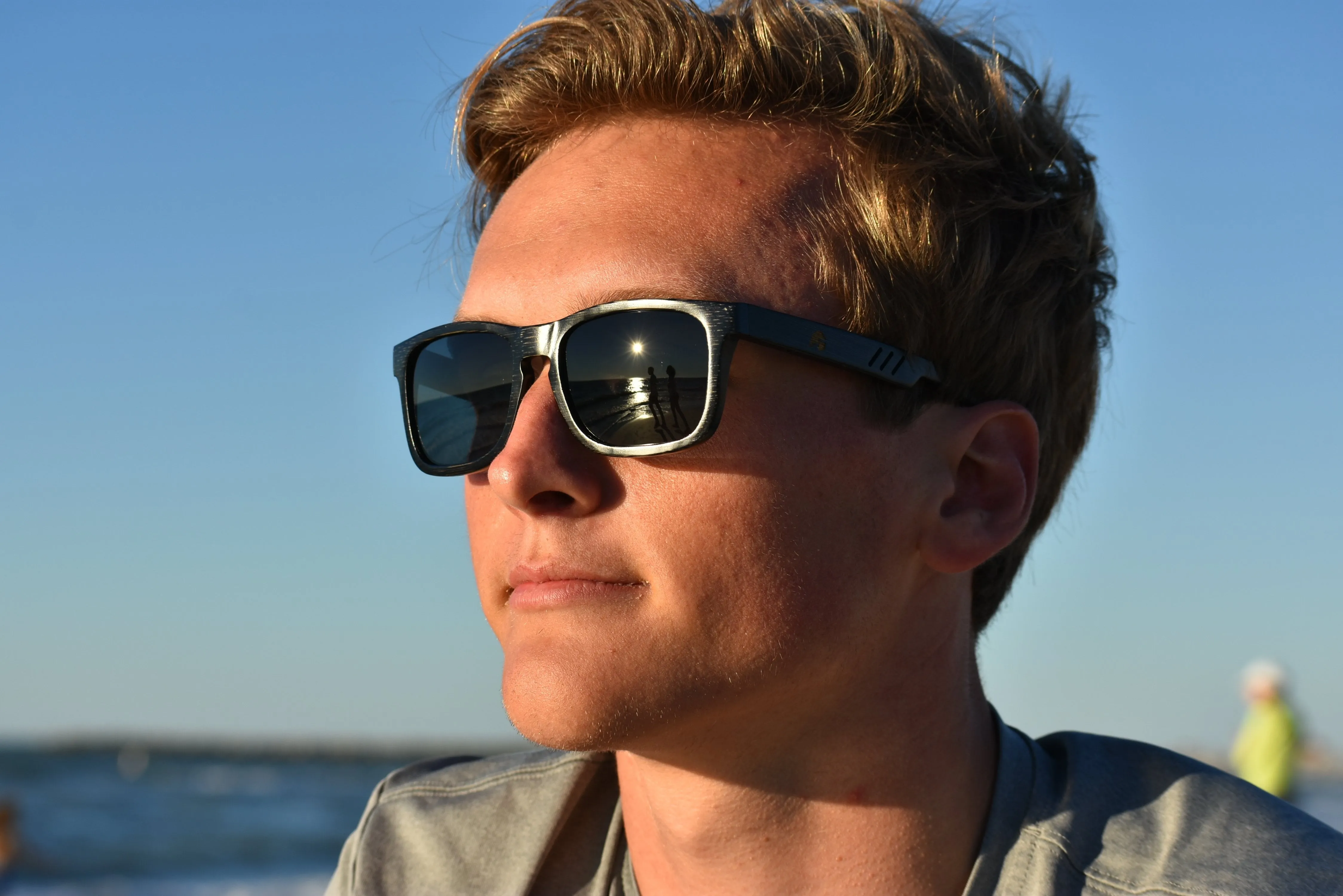 Solid Bamboo Polarized Sunglasses - Highlander