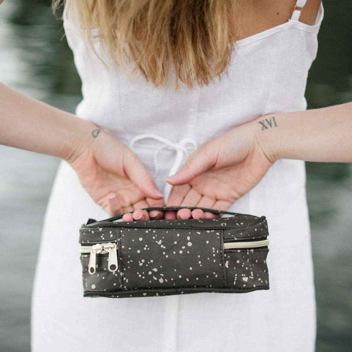 SoYoung Petite Beauty Poche in Black Gold Splatter