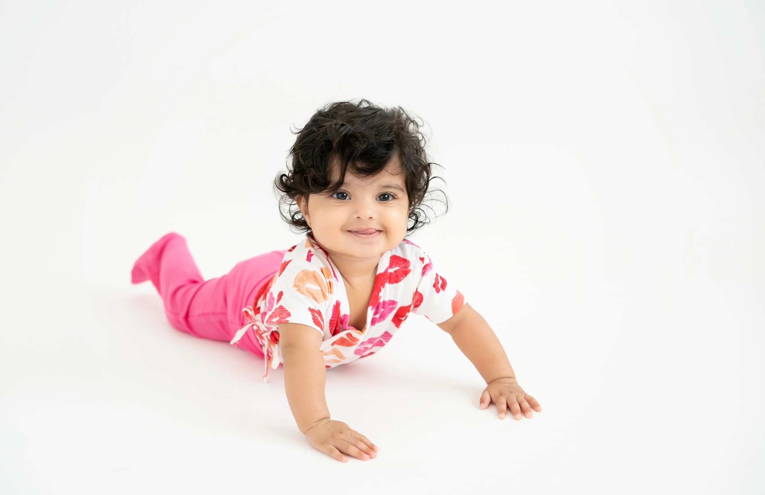 Sweet Kisses Front-tie Bodysuit & Leggings 2-pc Set