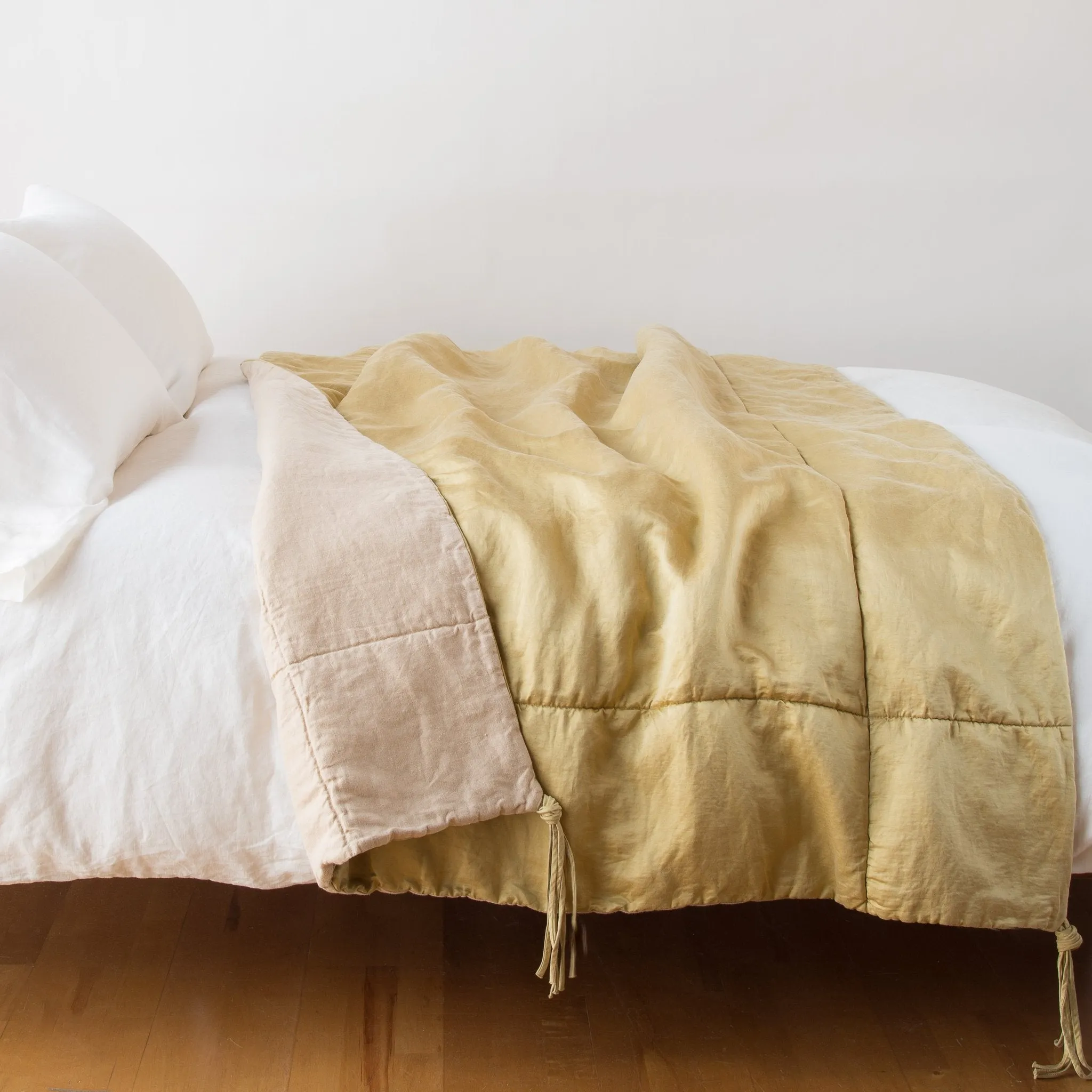 Taline Bed End Blanket