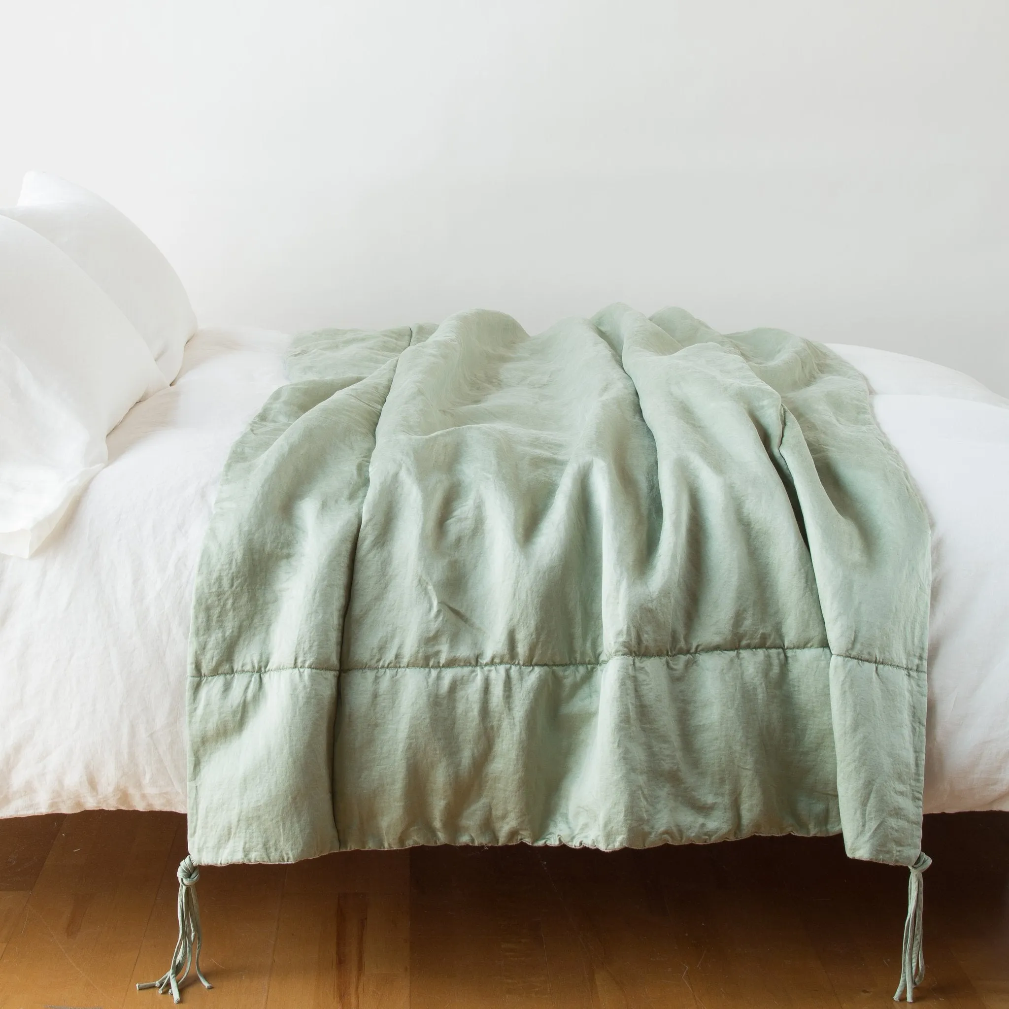 Taline Bed End Blanket