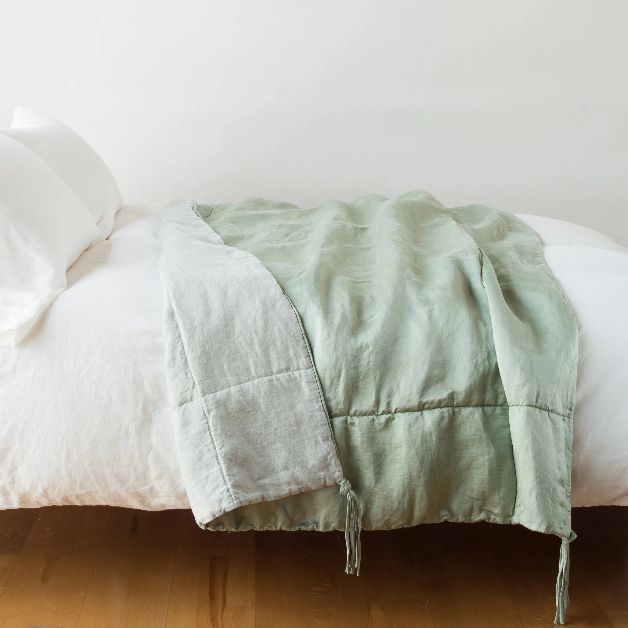Taline Bed End Blanket